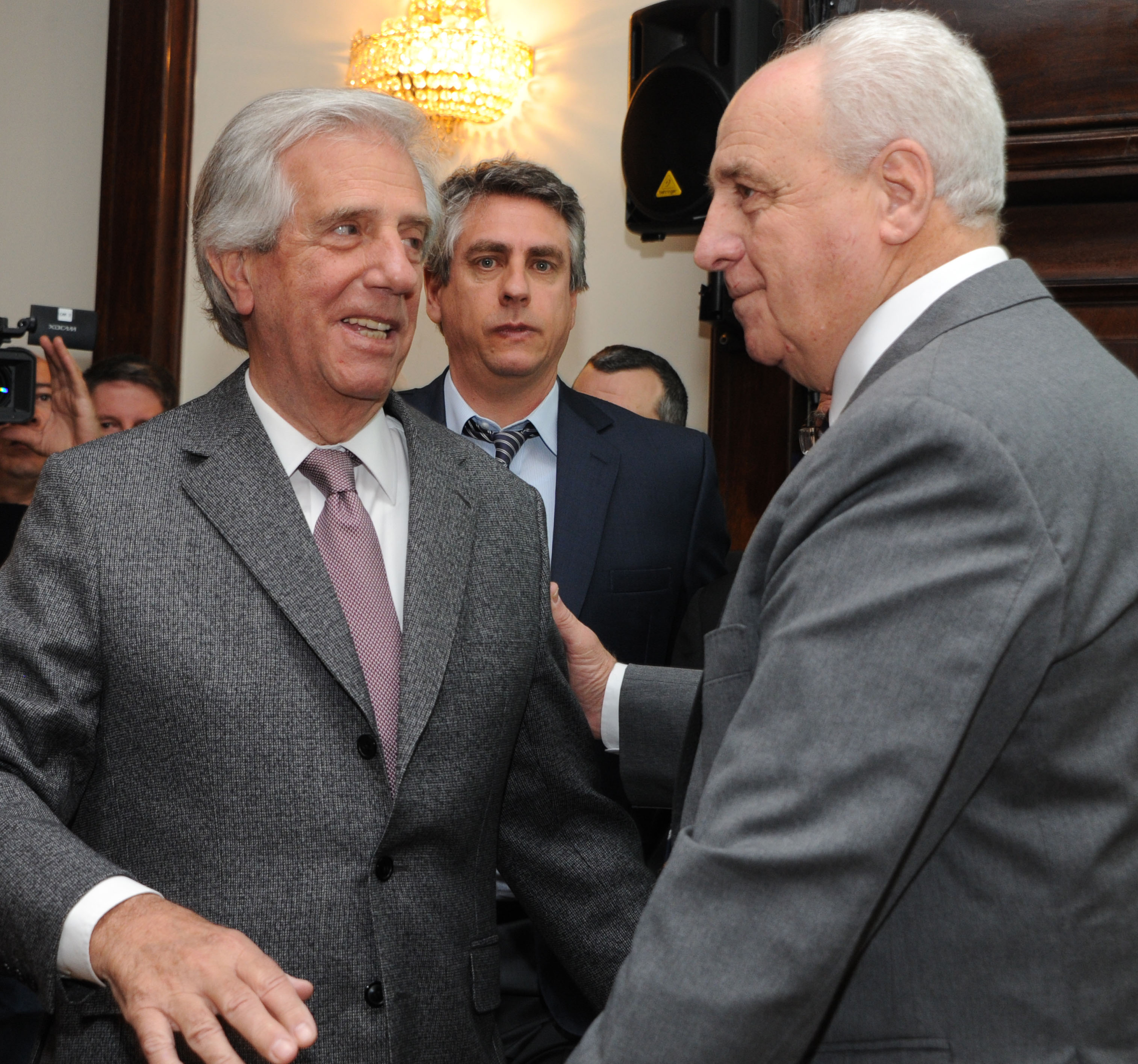 Presidente Vázquez junto al ministro Víctor Rossi