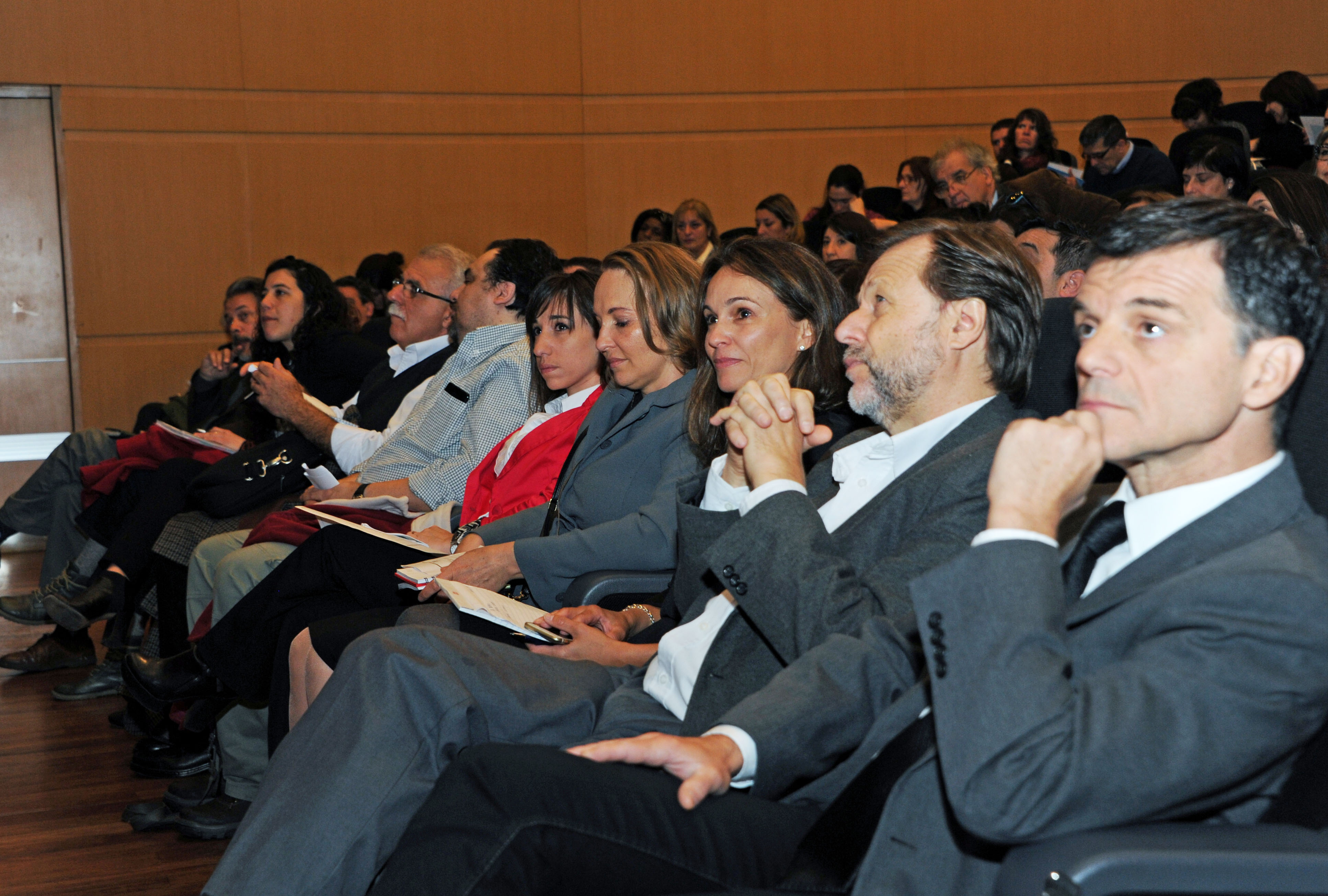 “Primer simposio internacional del consumo problemático de drogas - Aporte desde la neurociencia”