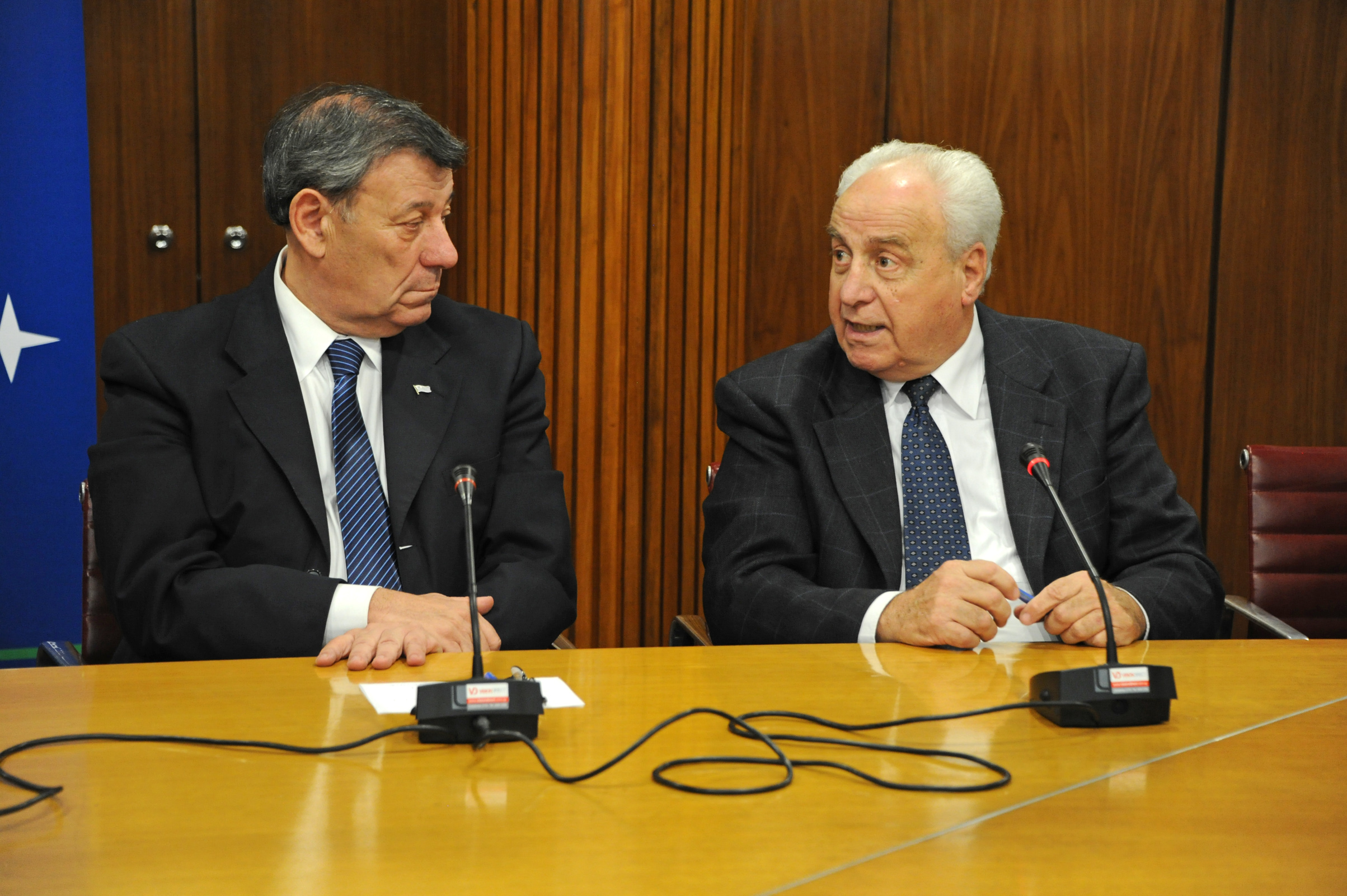 Ministros Rodolfo Nin Novoa y Víctor Rossi