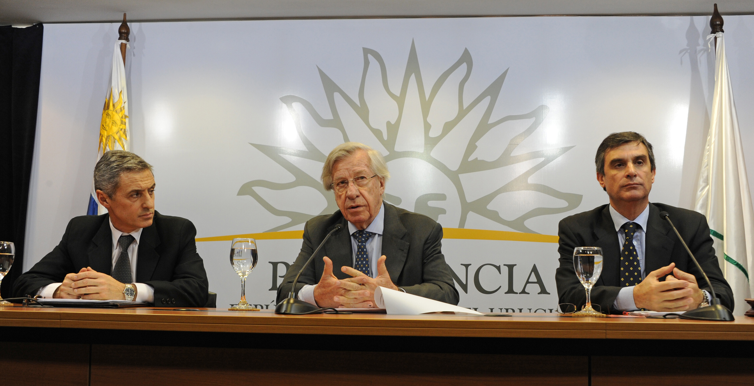 Ministro de Economía y Finanzas, Danilo Astori, haciendo uso de la palabra
