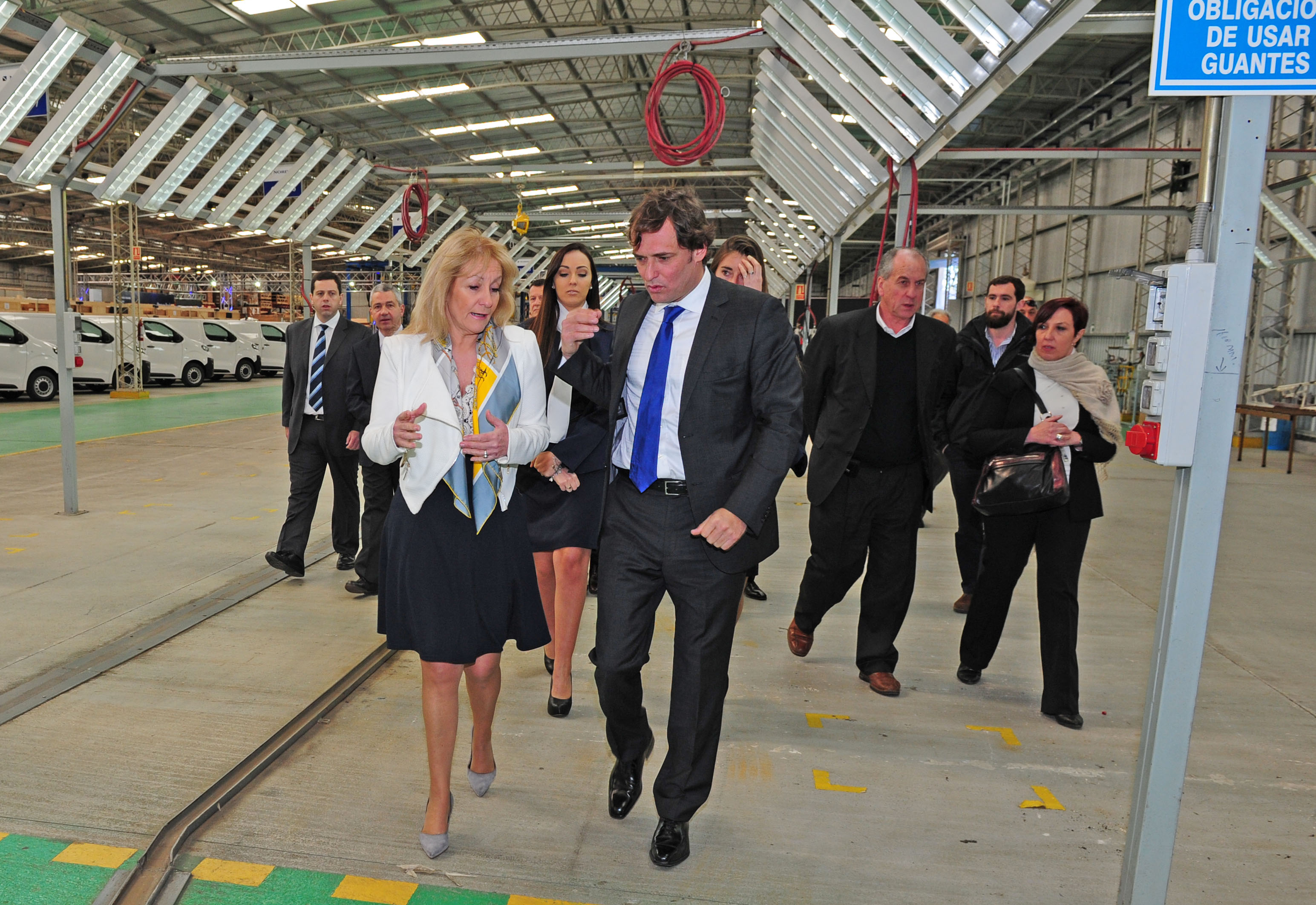 Ministra Carolina Cosse recorre la planta industrial