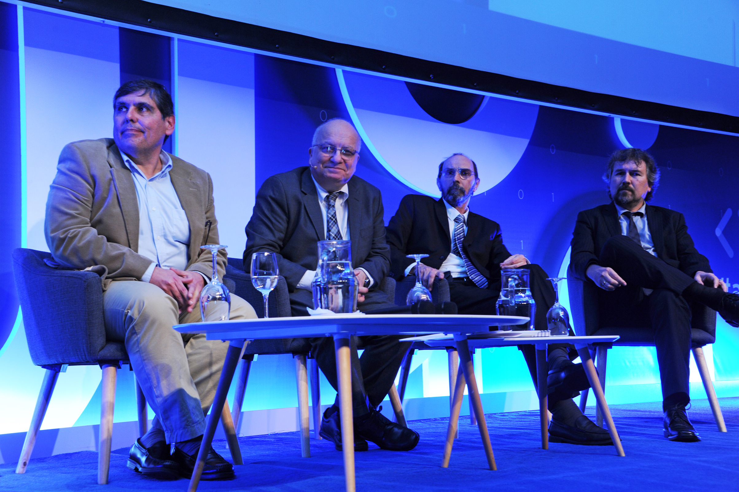 Miembros del Consejo Directivo Honorario de la agencia, Víctor Villar, José Clastornik, Jorge Abin y Diego Pastorín