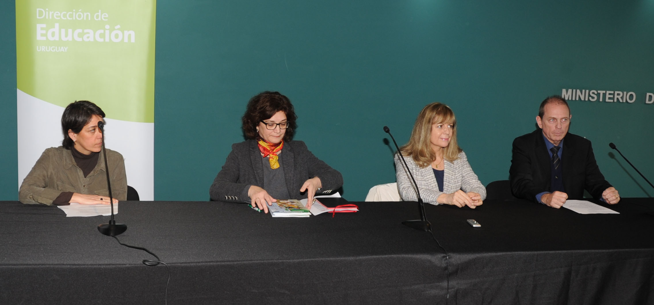 Firma de convenio entre el MEC e Inisa