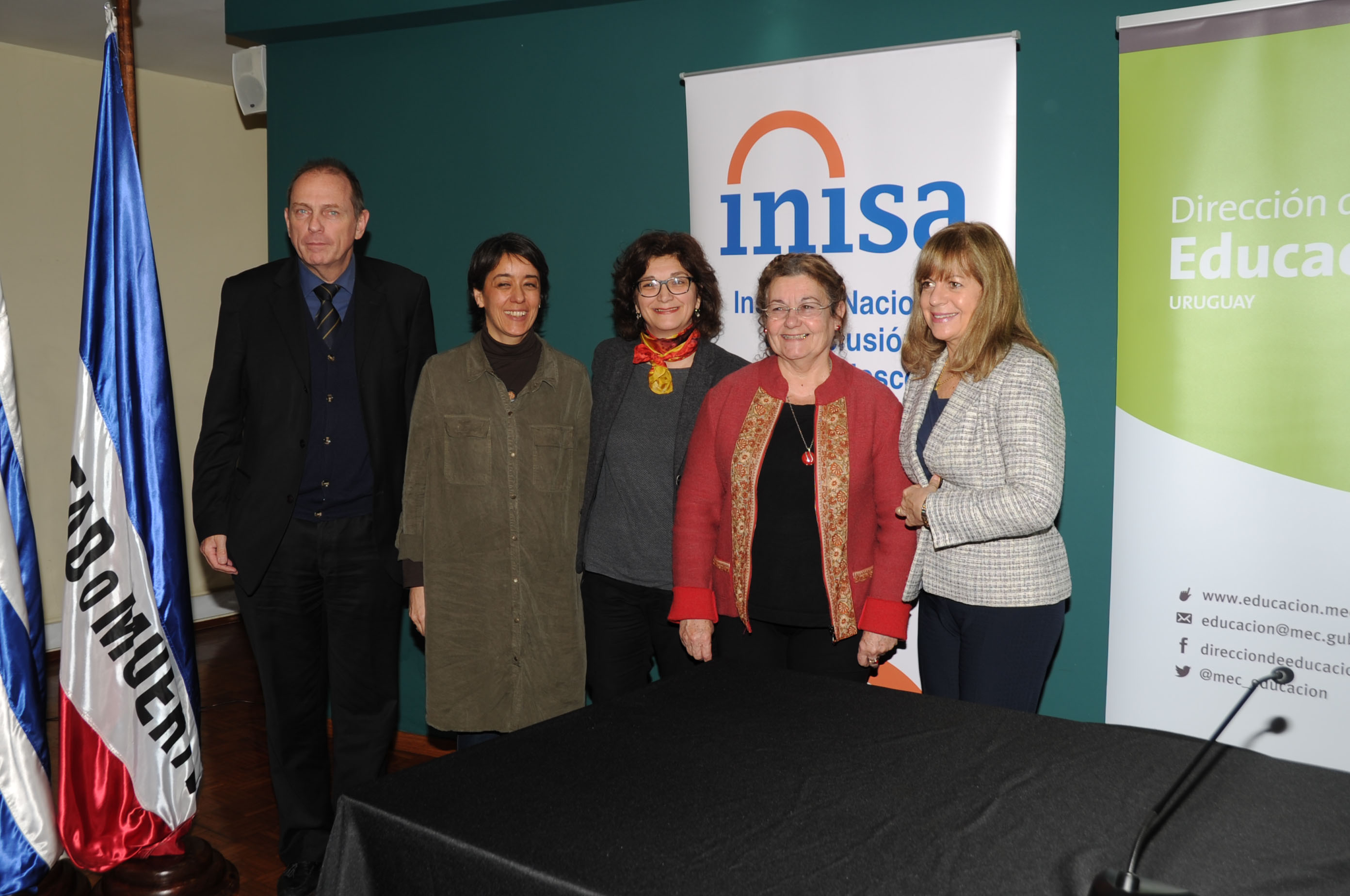 Firma de convenio entre el MEC e Inisa