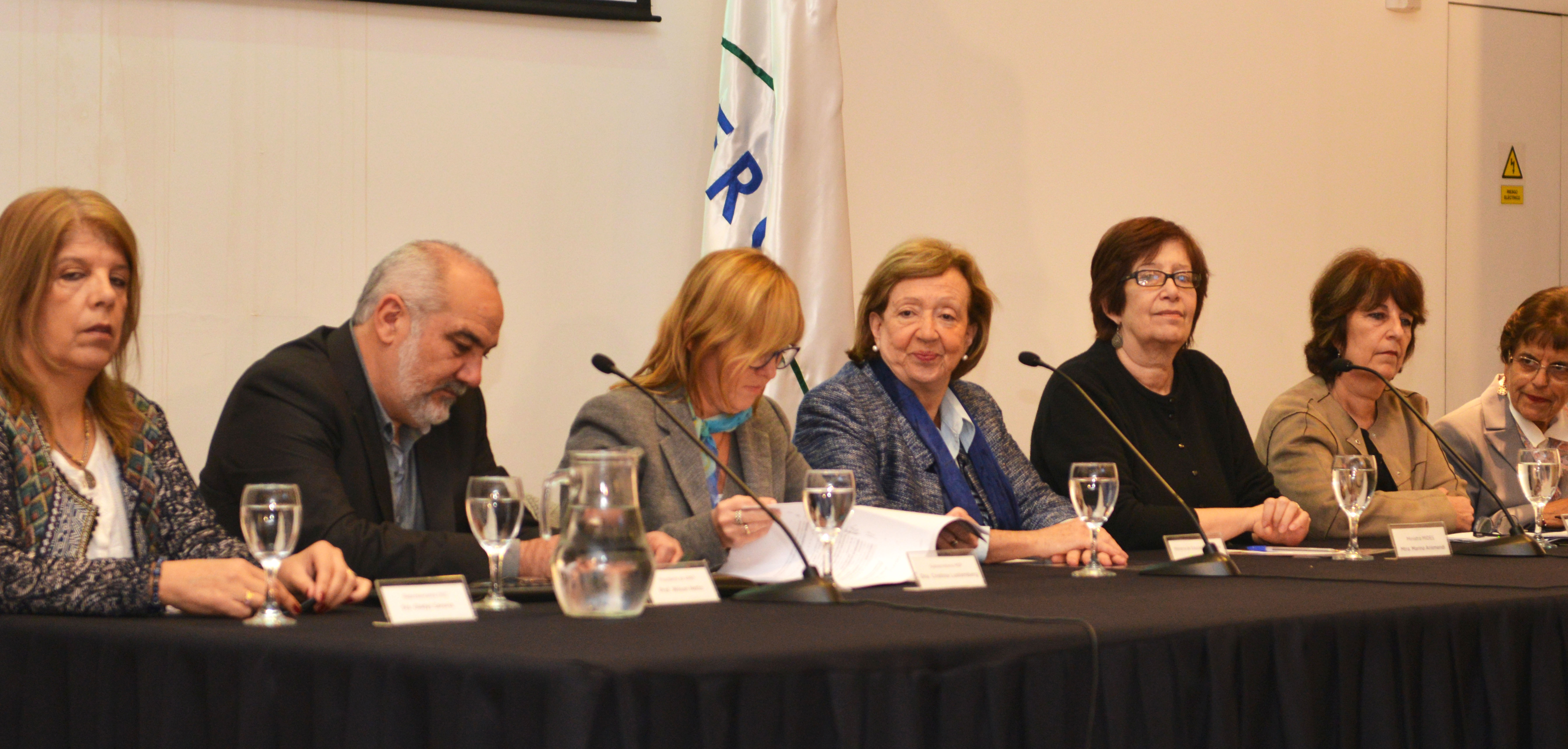 Firma de convenios