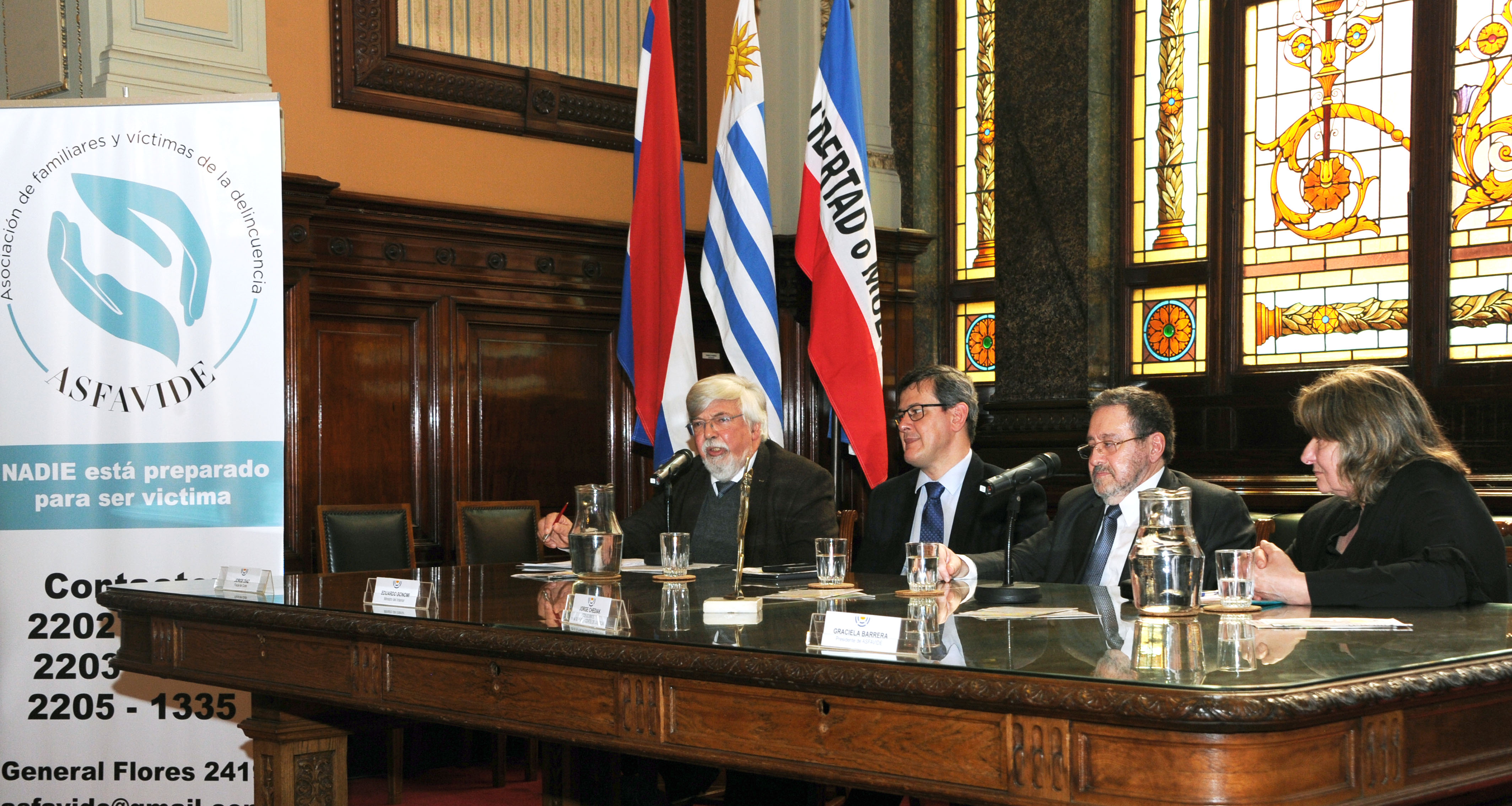 Ministro Eduardo Bonomi, haciendo uso de la palabra