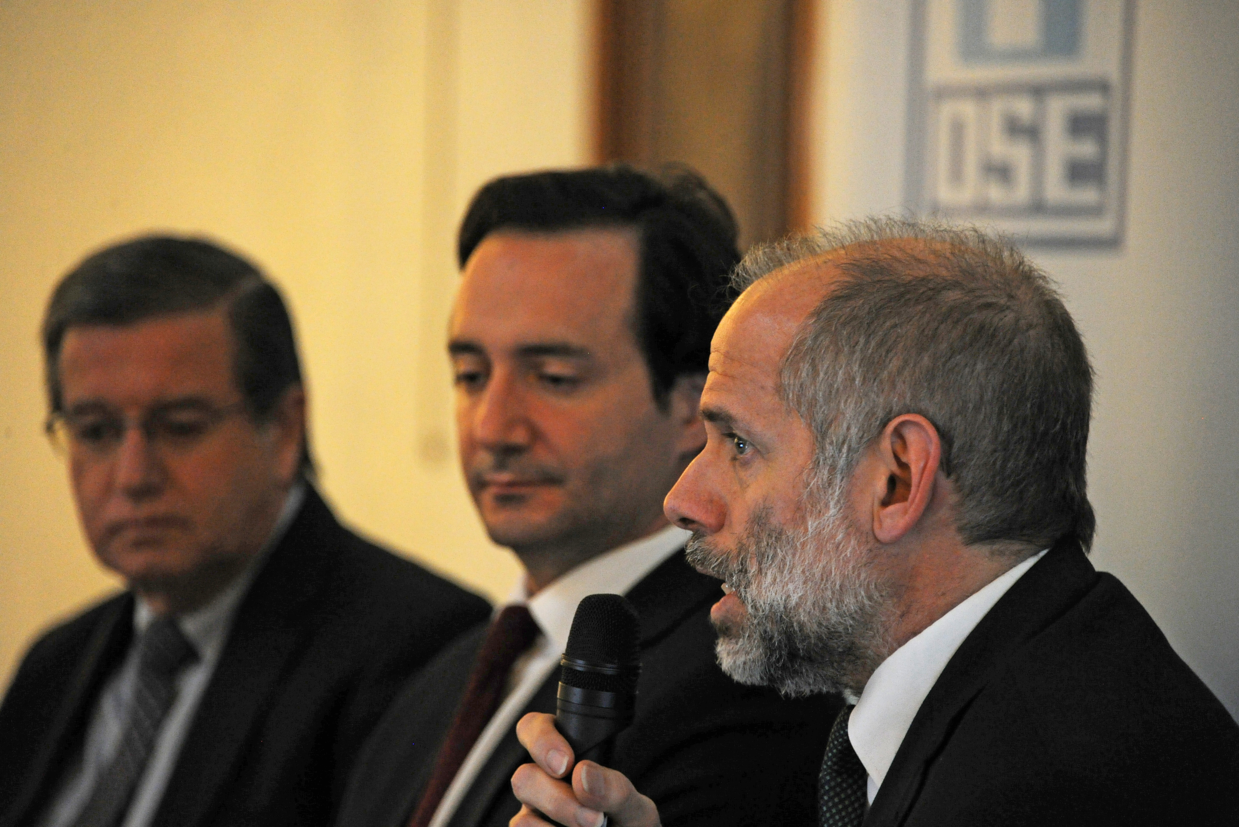 Milton Machado, presidente de OSE, haciendo uso de la palabra