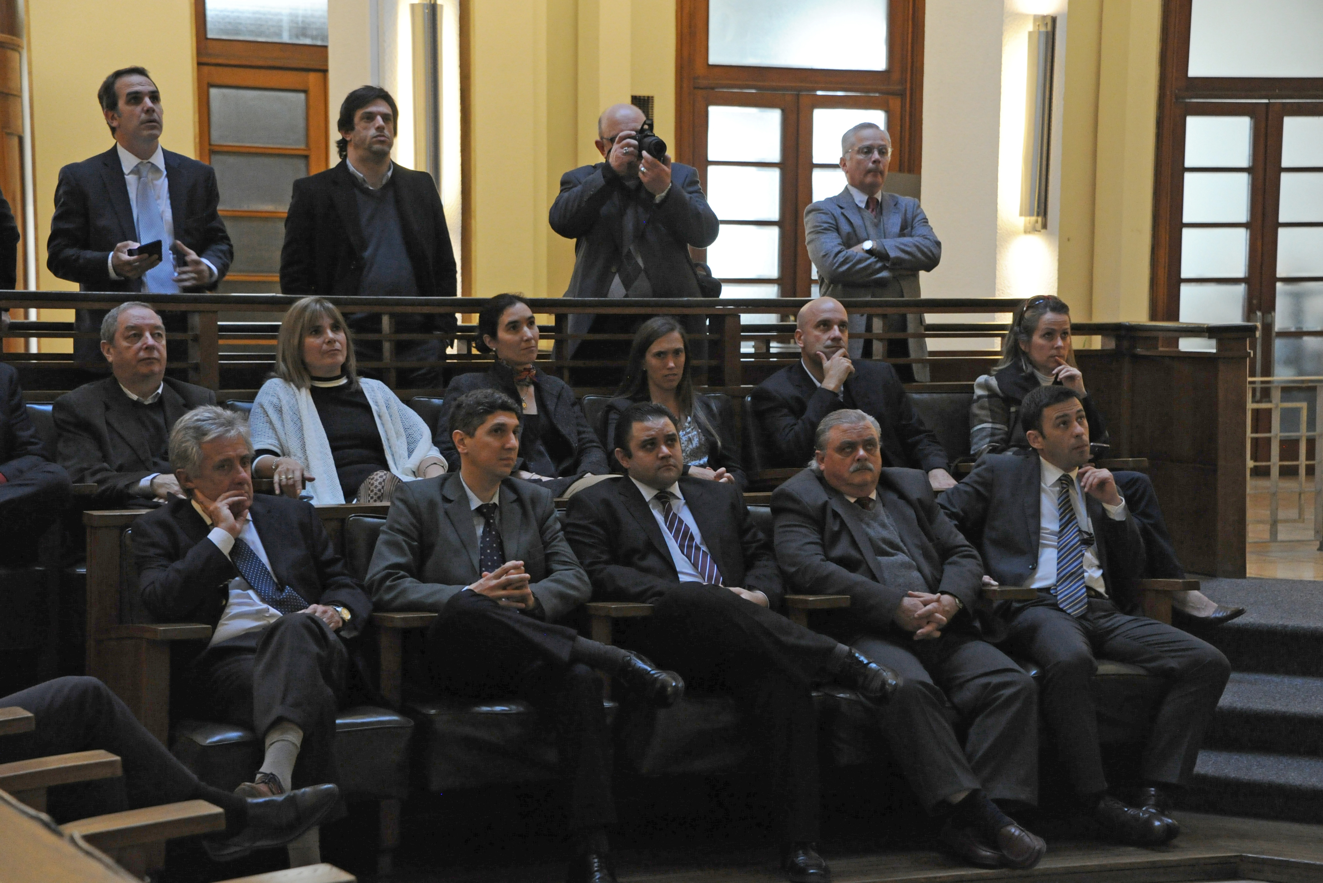 Asistentes al lanzamiento