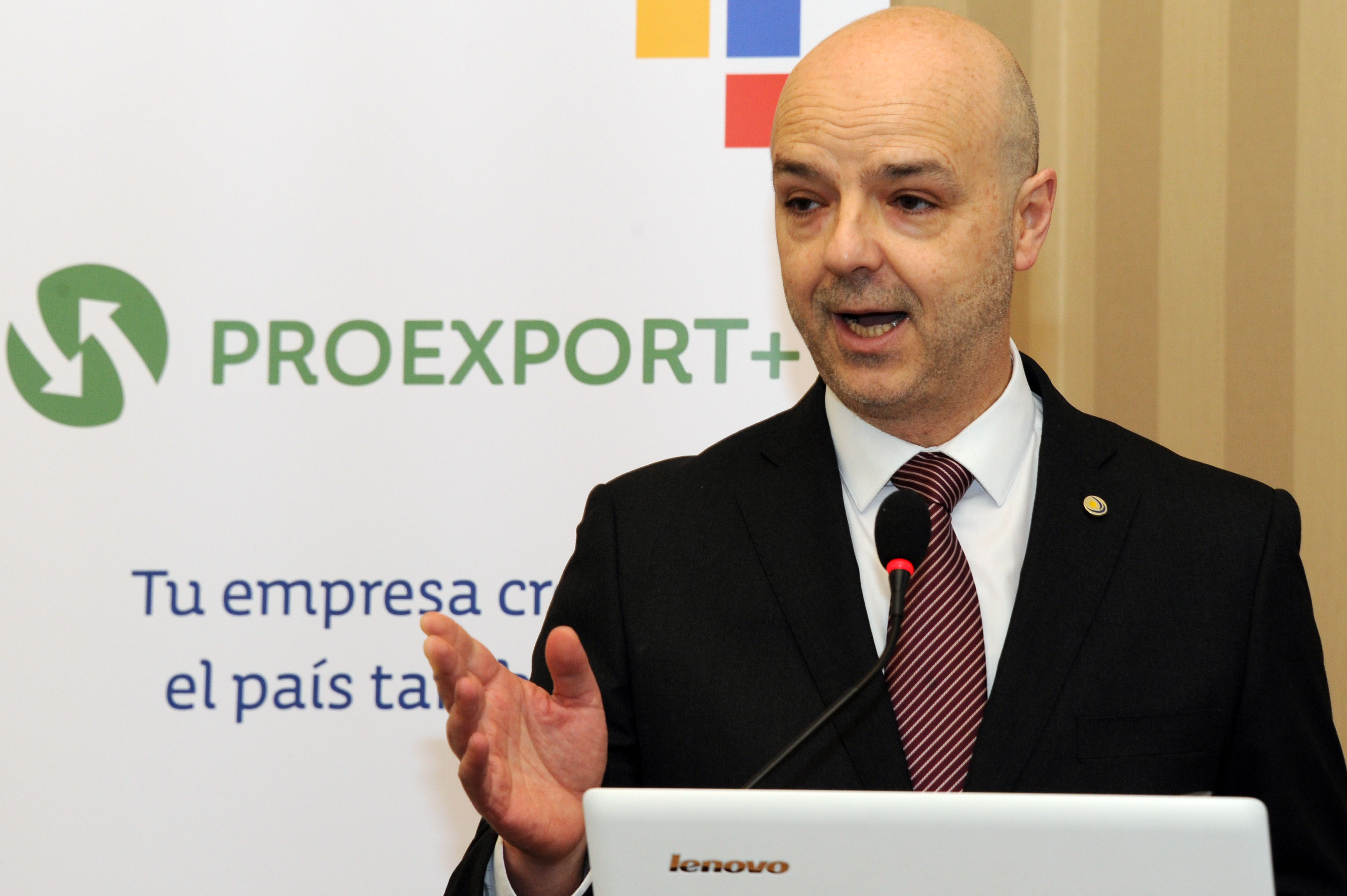 Antonio Carámbula, director ejecutivo de Uruguay XXI, haciendo uso de la palabra