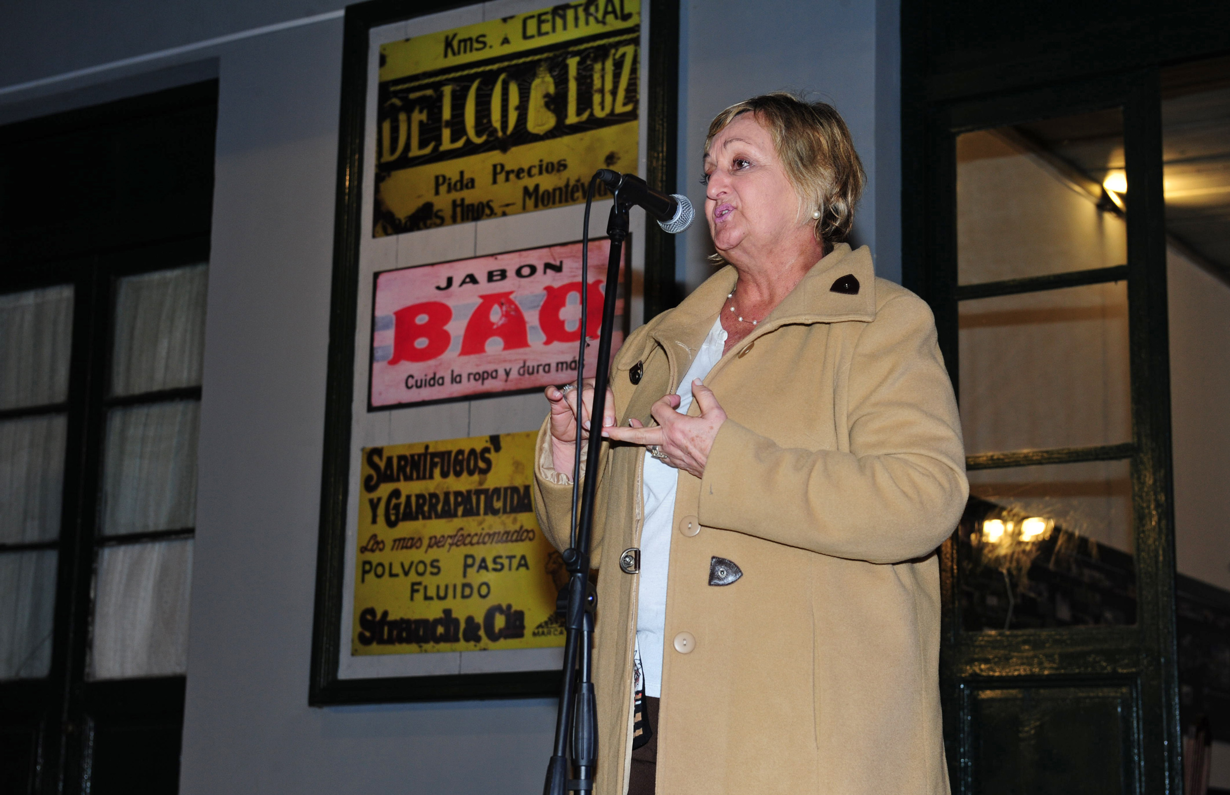 Ministra de Turismo, Liliam Kechichian, haciendo uso de la palabra