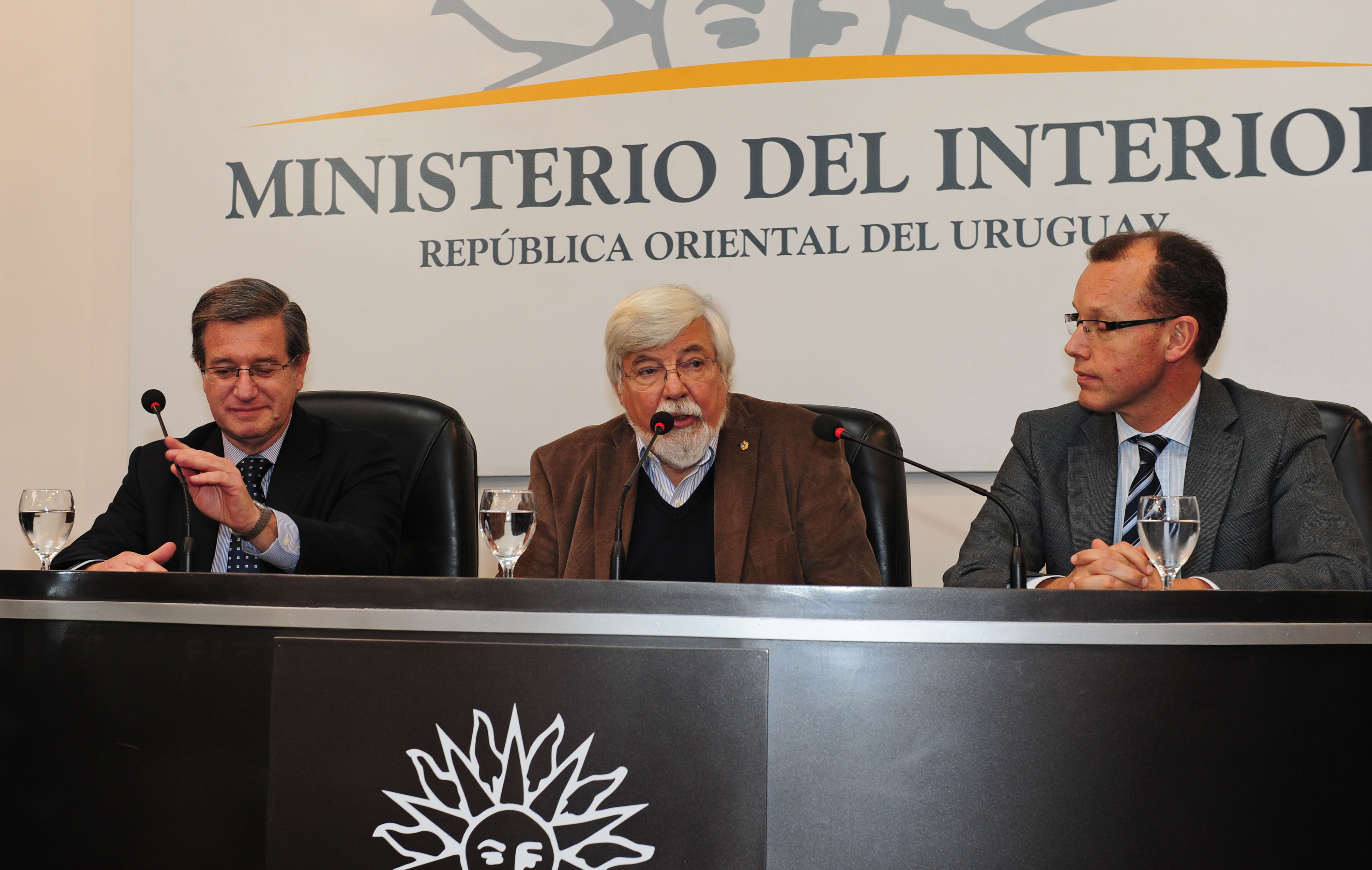 Ministro del Interior, Eduardo Bonomi, haciendo uso de la palabra