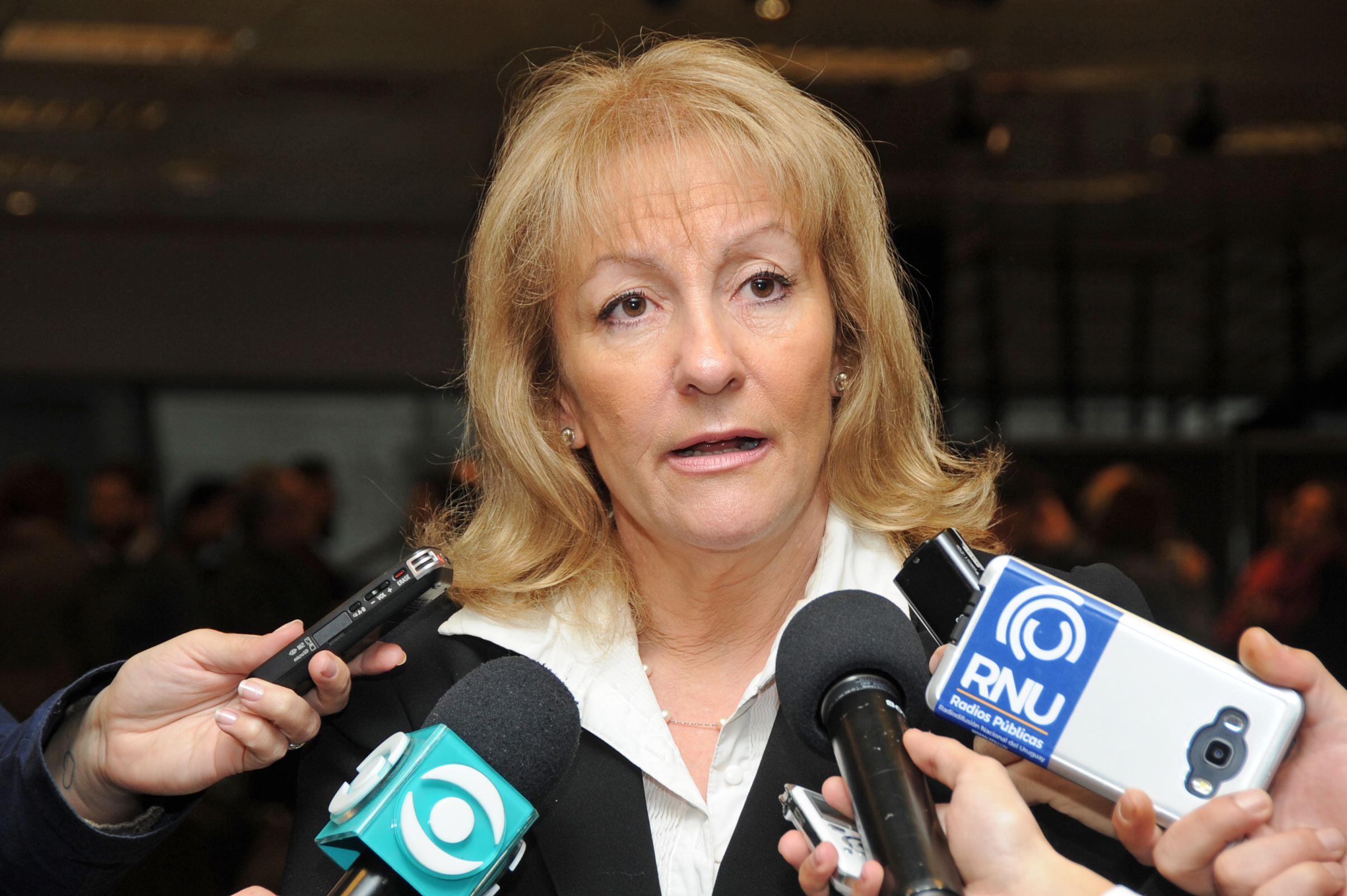 Ministra Carolina Cosse, haciendo uso de la palabra