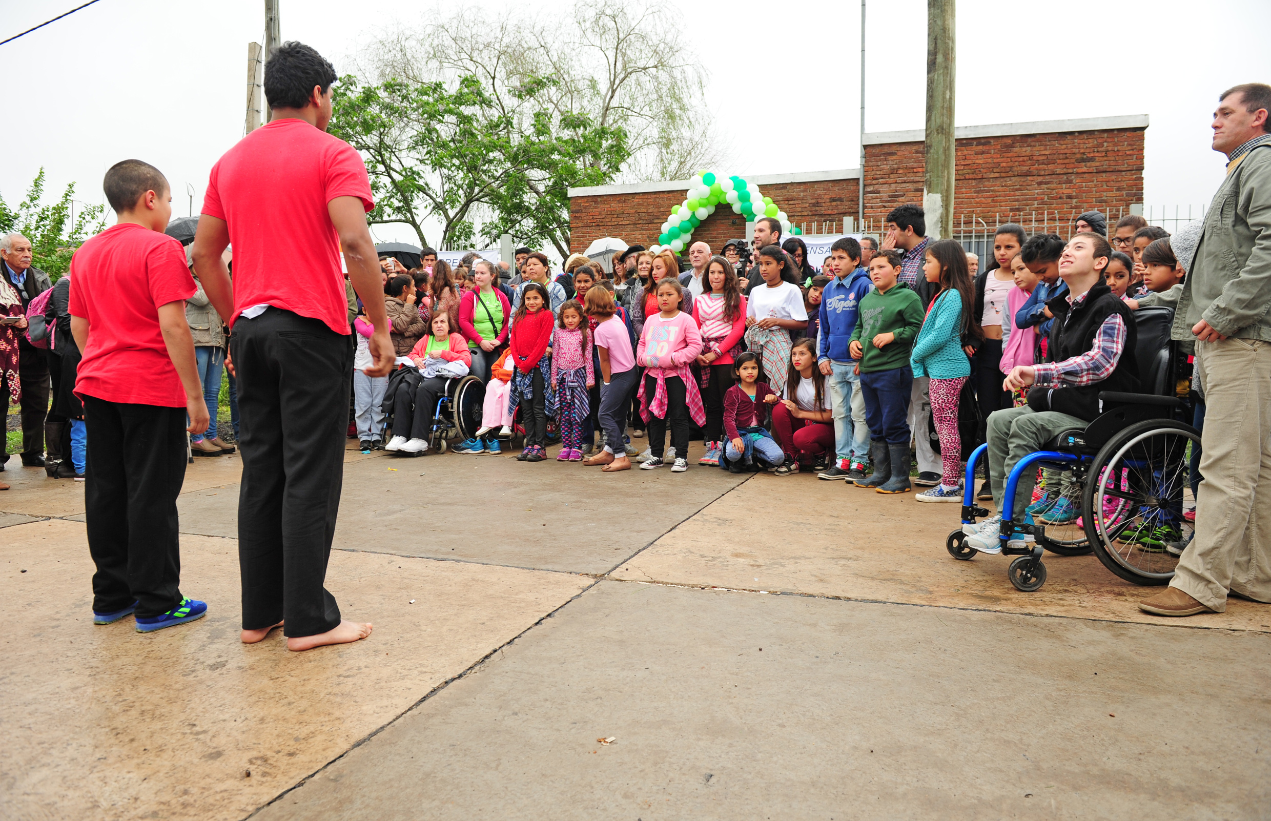 Inauguración de viviendas en exasentamiento Las Láminas