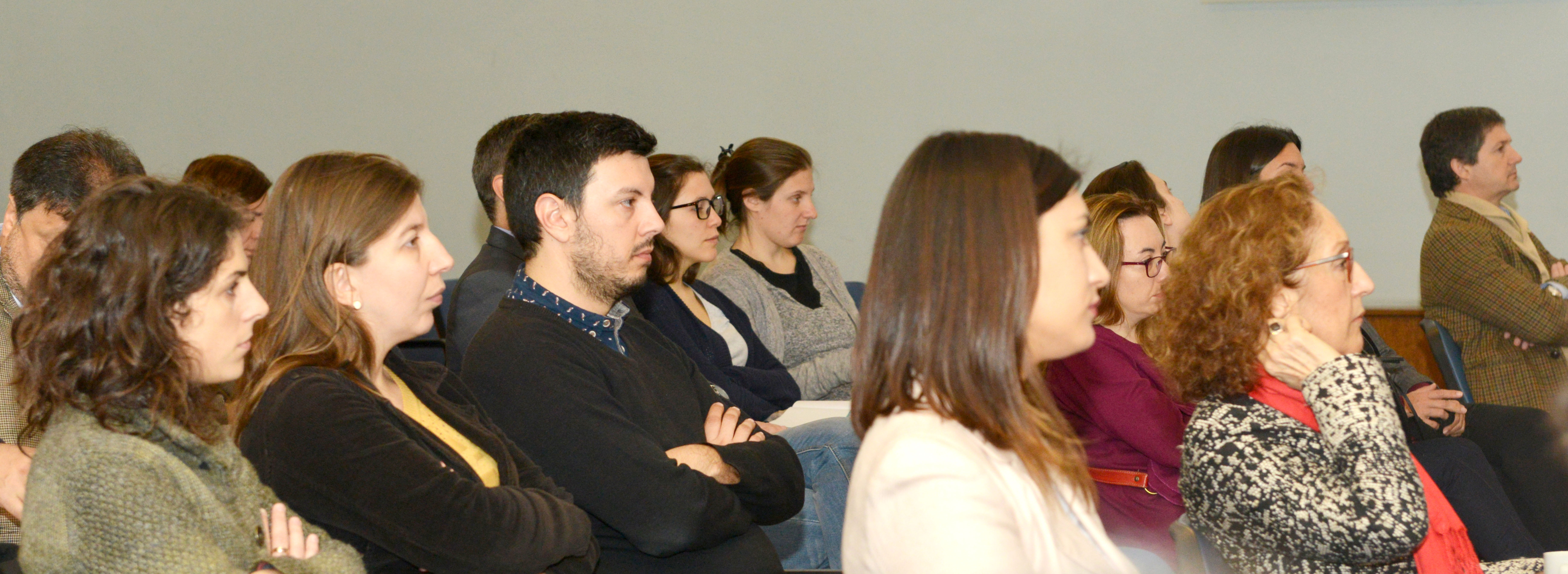 Presentación de encuesta de satisfacción de personas y empresas