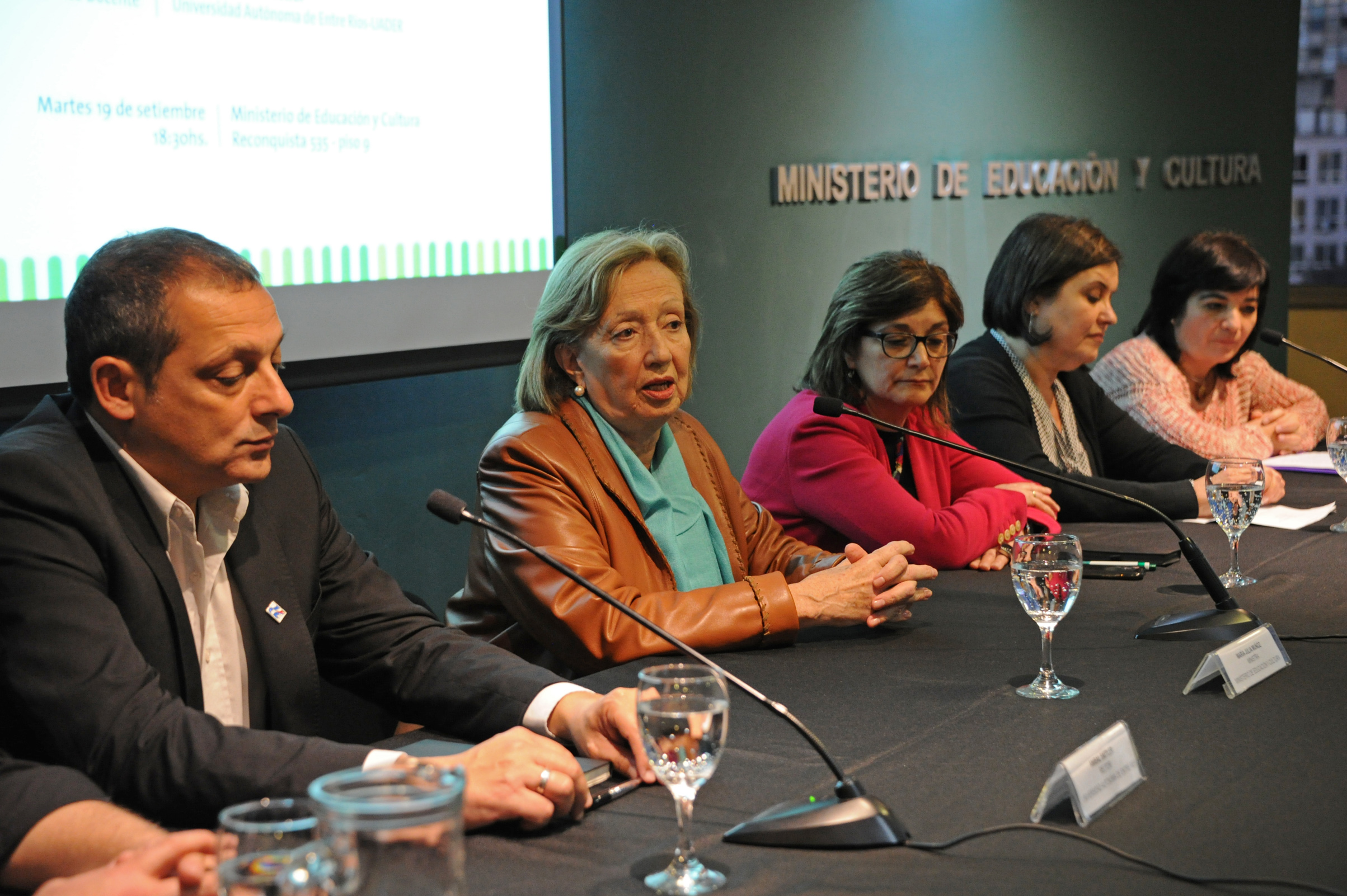 Universidad de la Educación en debate