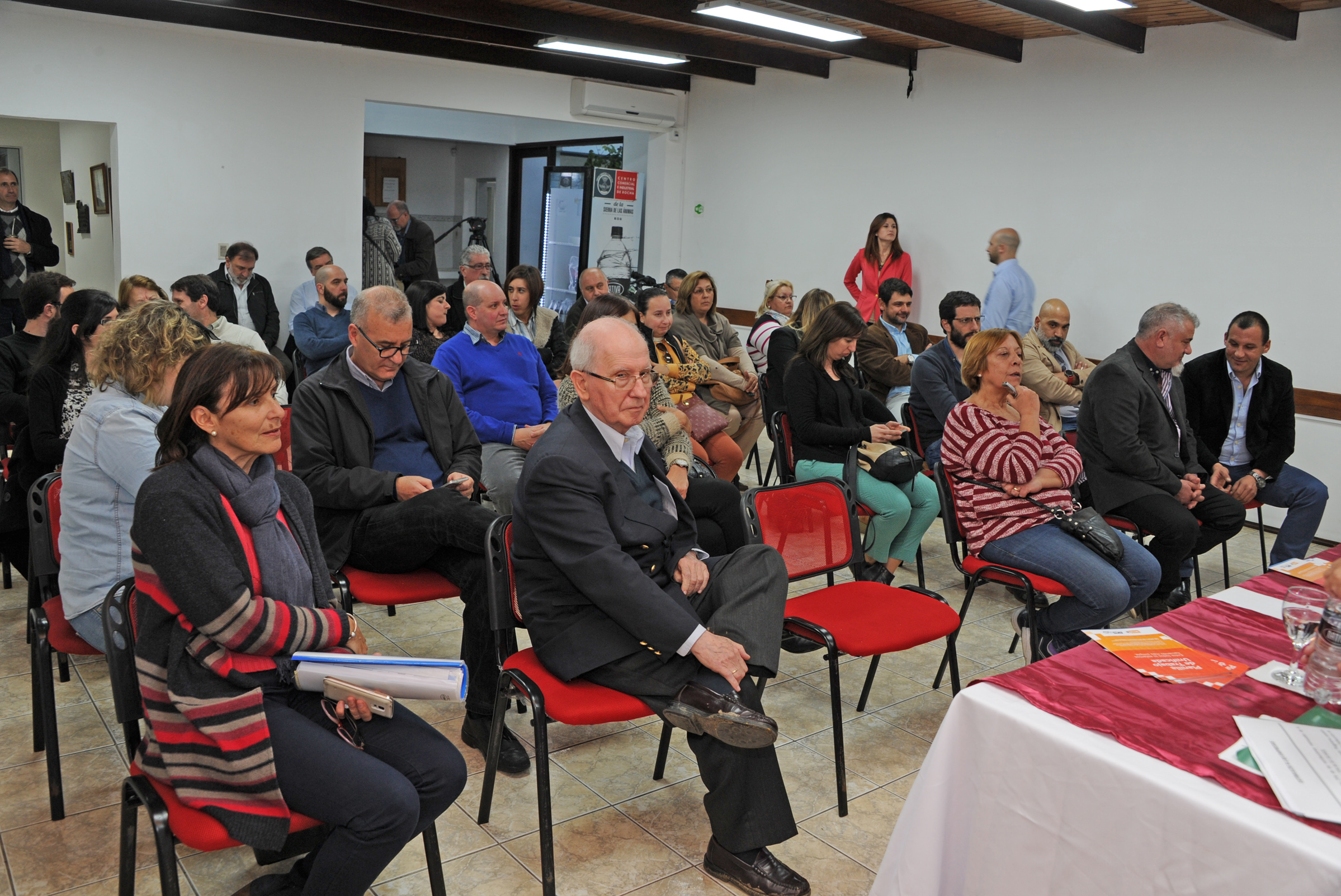 Asistentes a la conferencia