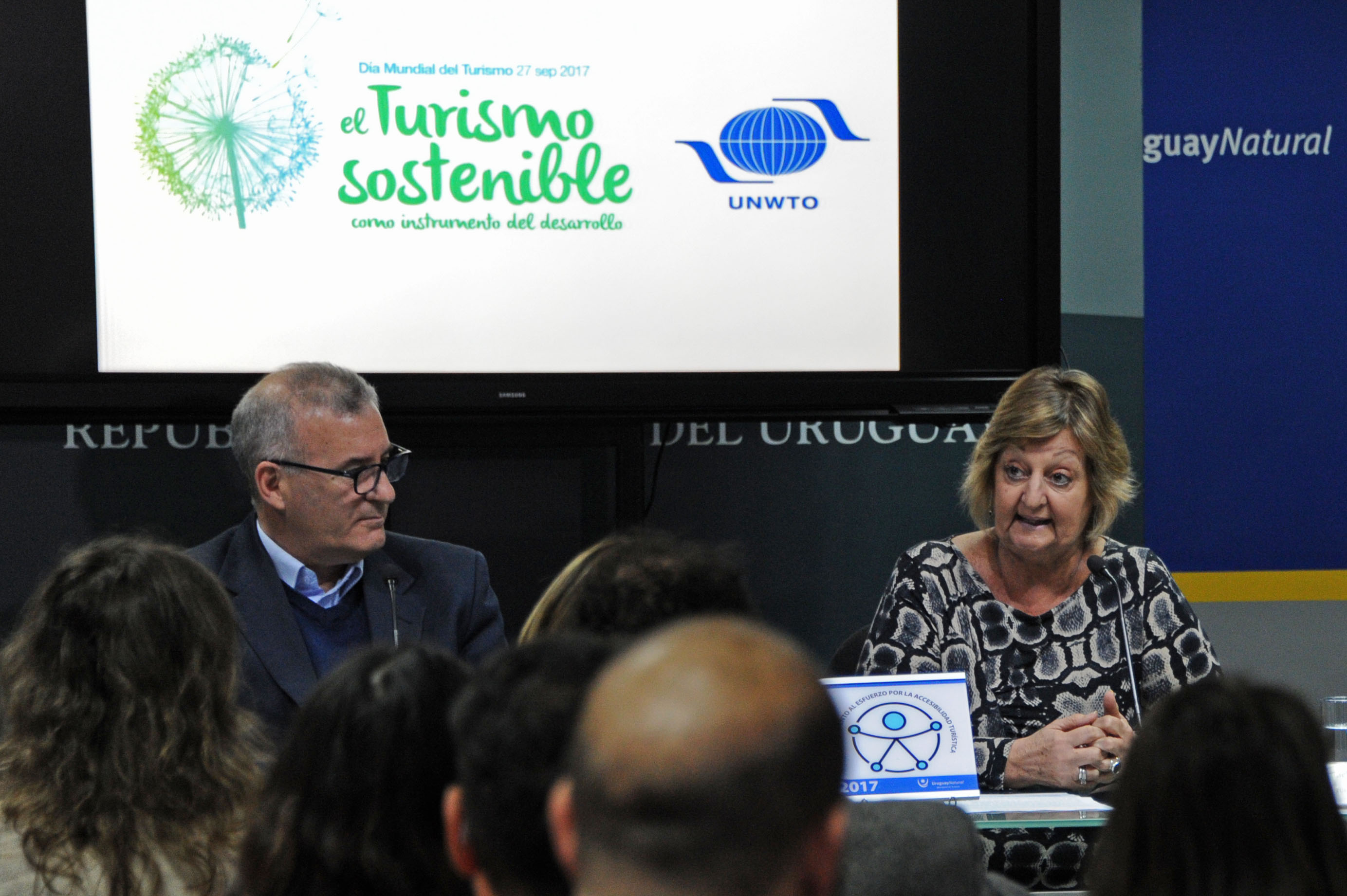 Ministra de Turismo, Lilian Kechichian, y subsecretario Carlos Fagetti