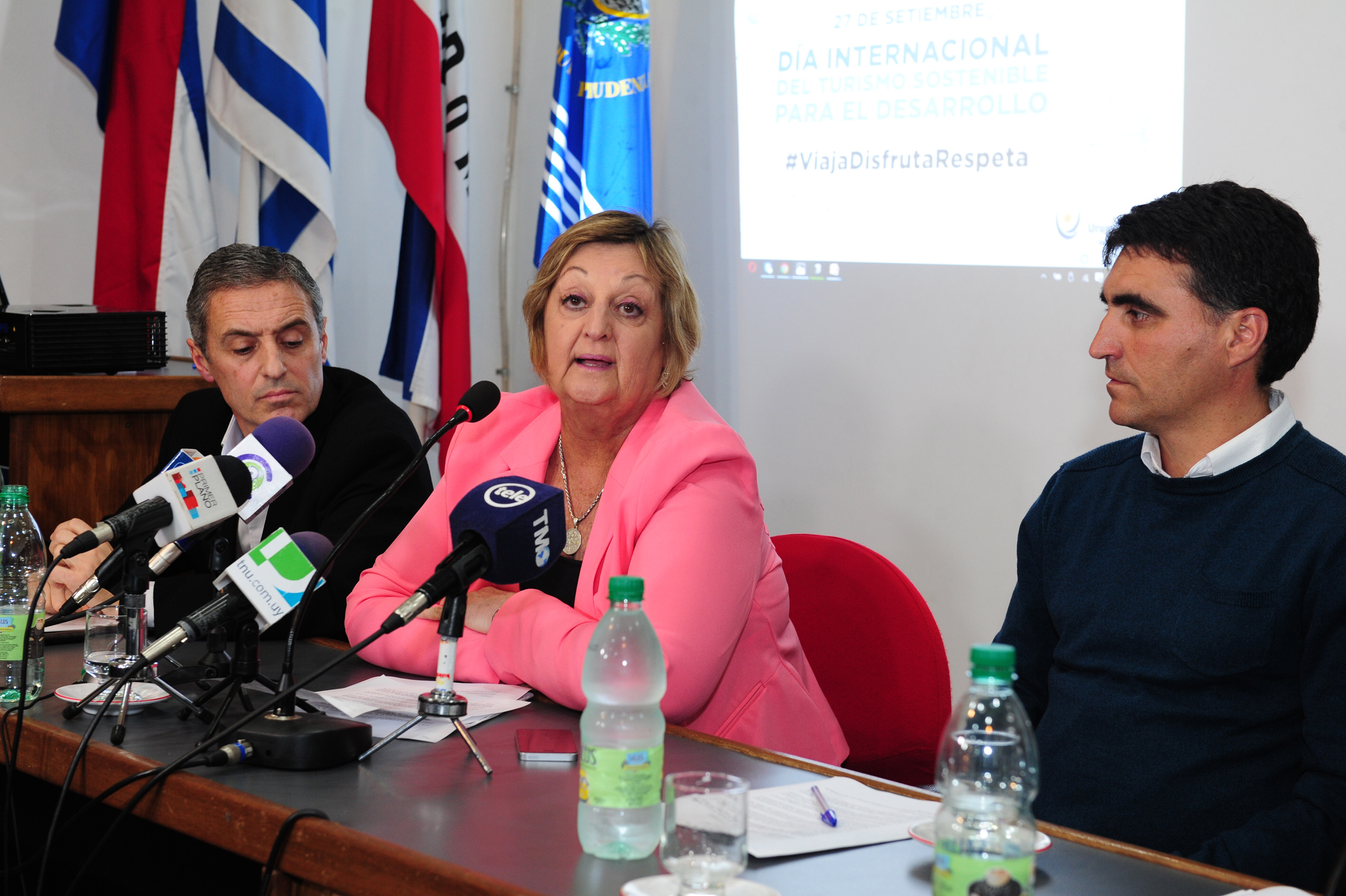Ministra Liliam Kechichian, haciendo uso de la palabra