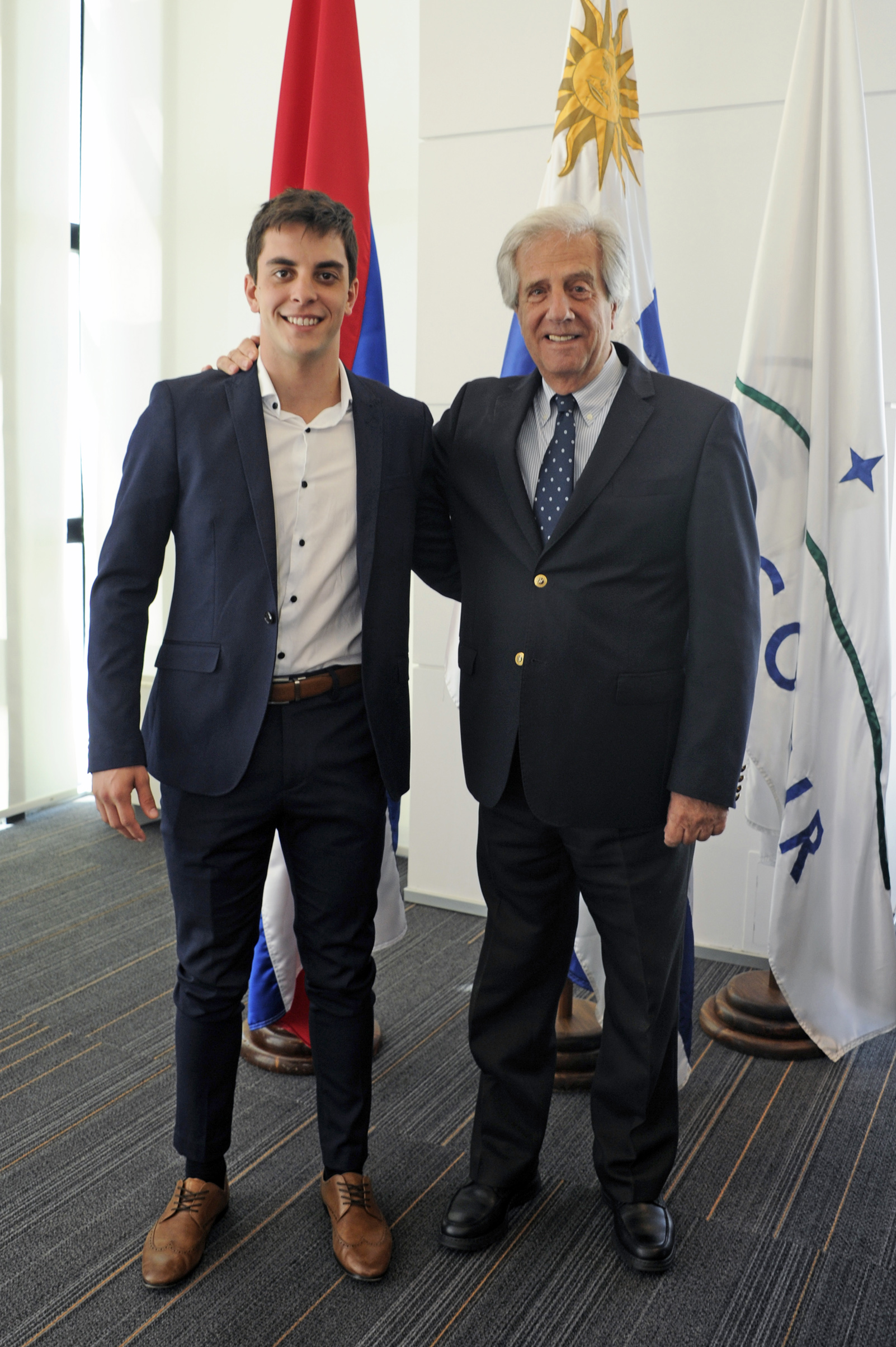 Presidente Vázquez junto a Santiago Urrutia