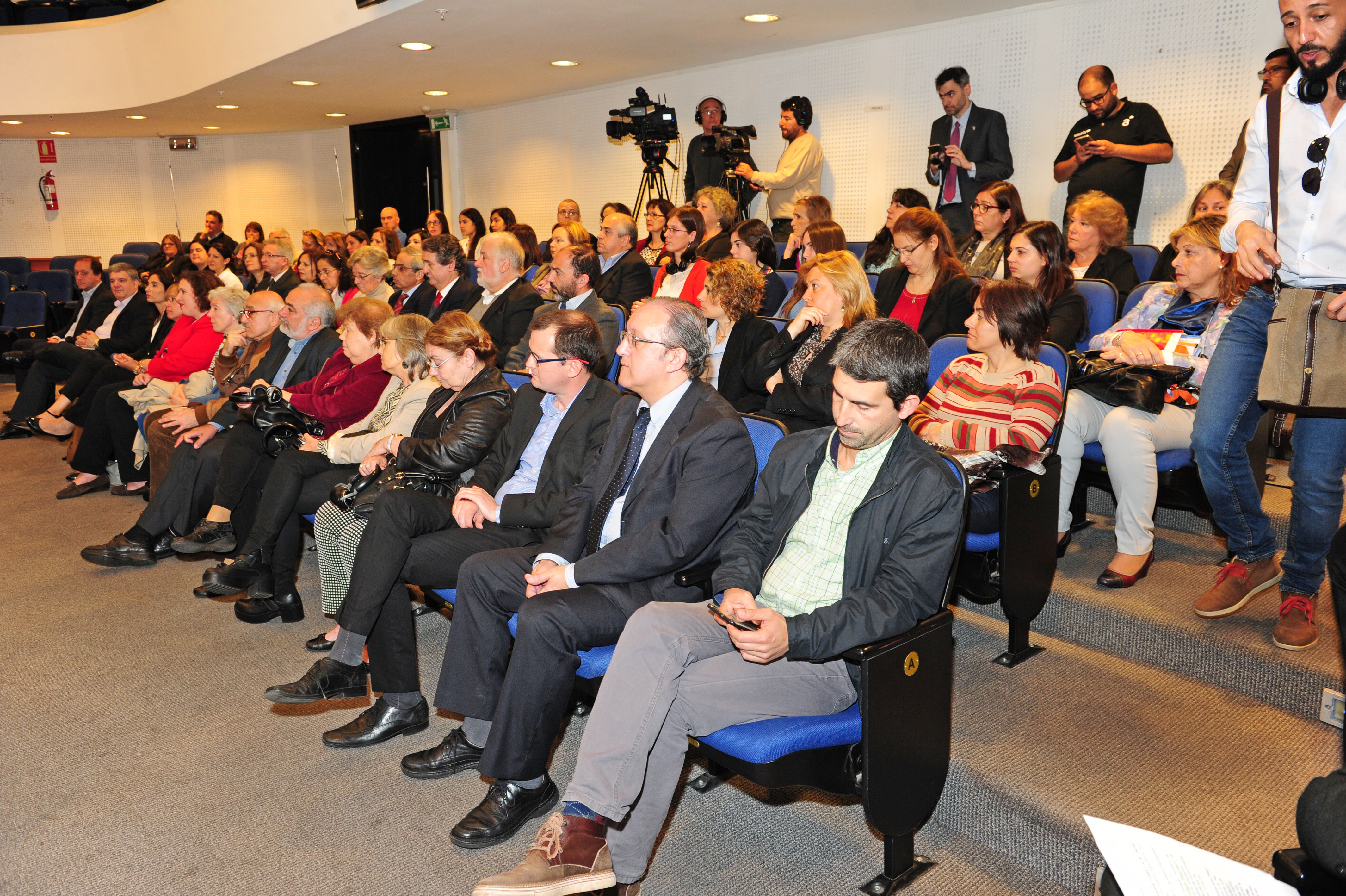 Conferencia magistral denominada “Science education–the powerhouse of a better future for all” (“Educación en Ciencias–el motor de nuestro futuro”)