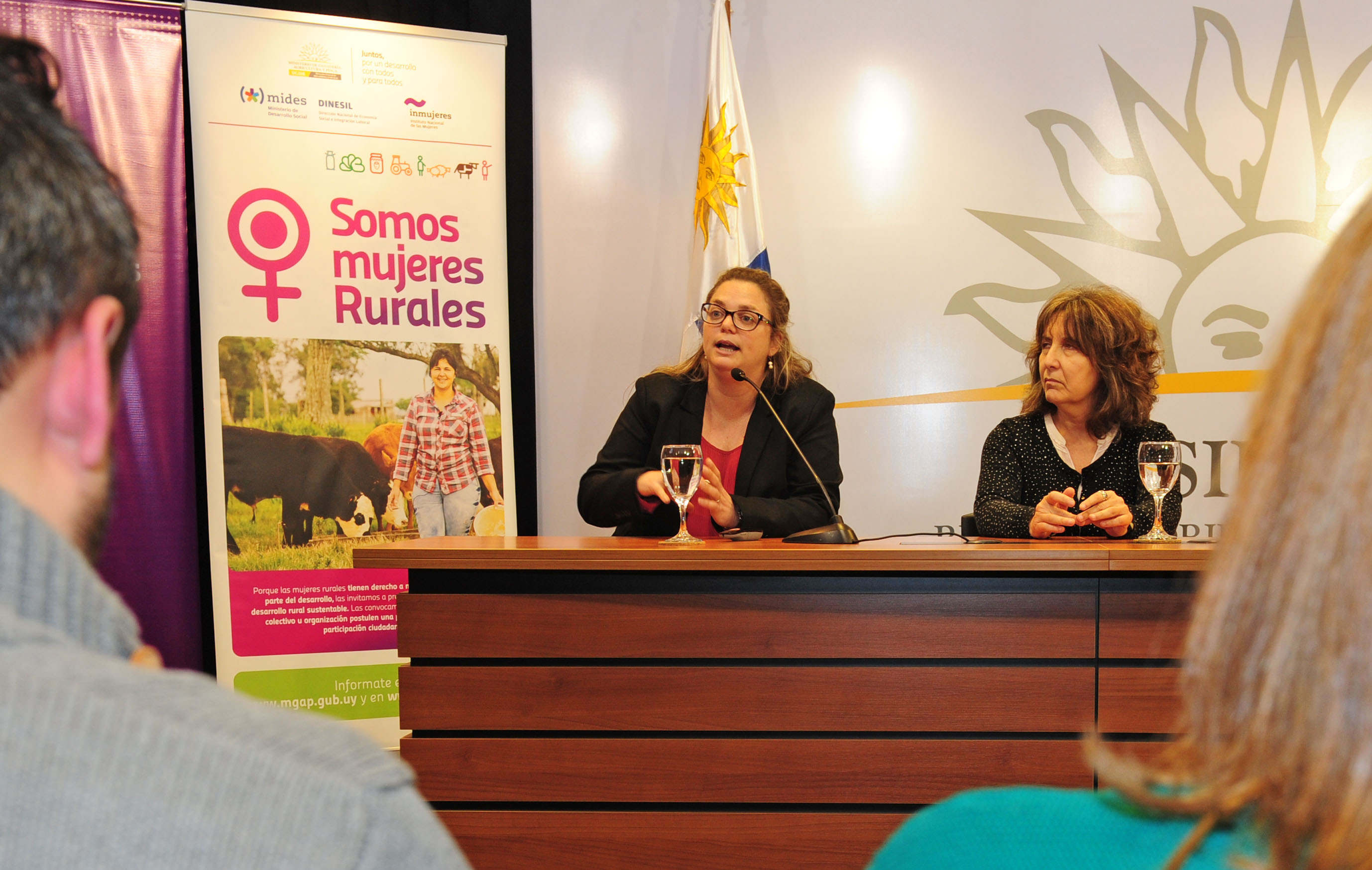 Conferencia lanzamiento sobre proyectos vinculados a la producción agropecuaria para mujeres rurales