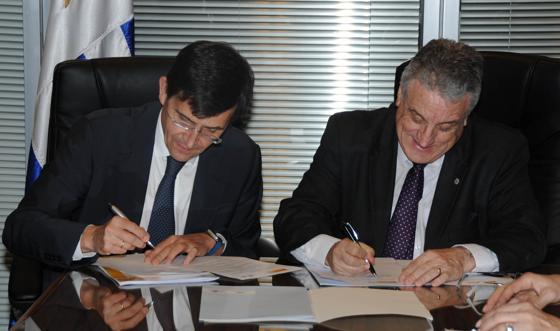 Firma del memorando de entendimiento entre ONSC de Uruguay y el INAP del Reino de España