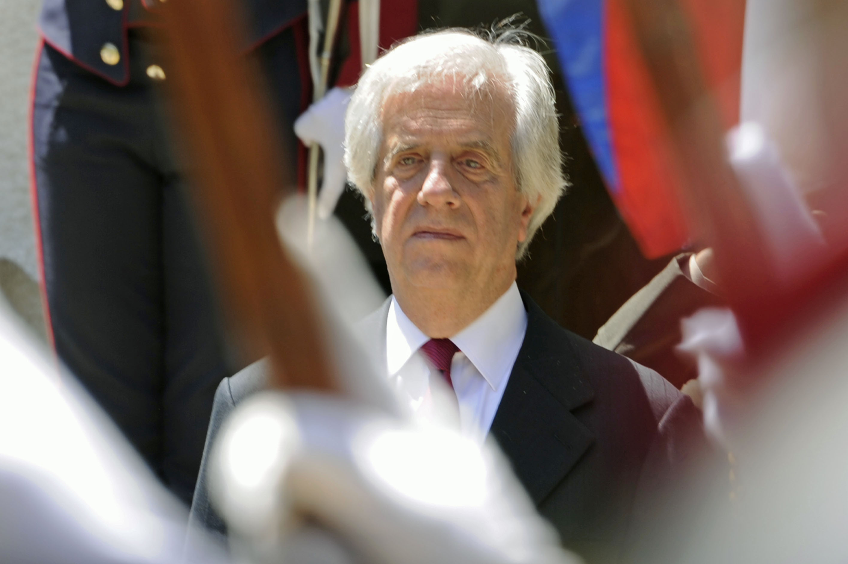 Presidente Vázquez participó en acto aniversario del Estado Mayor de la Defensa