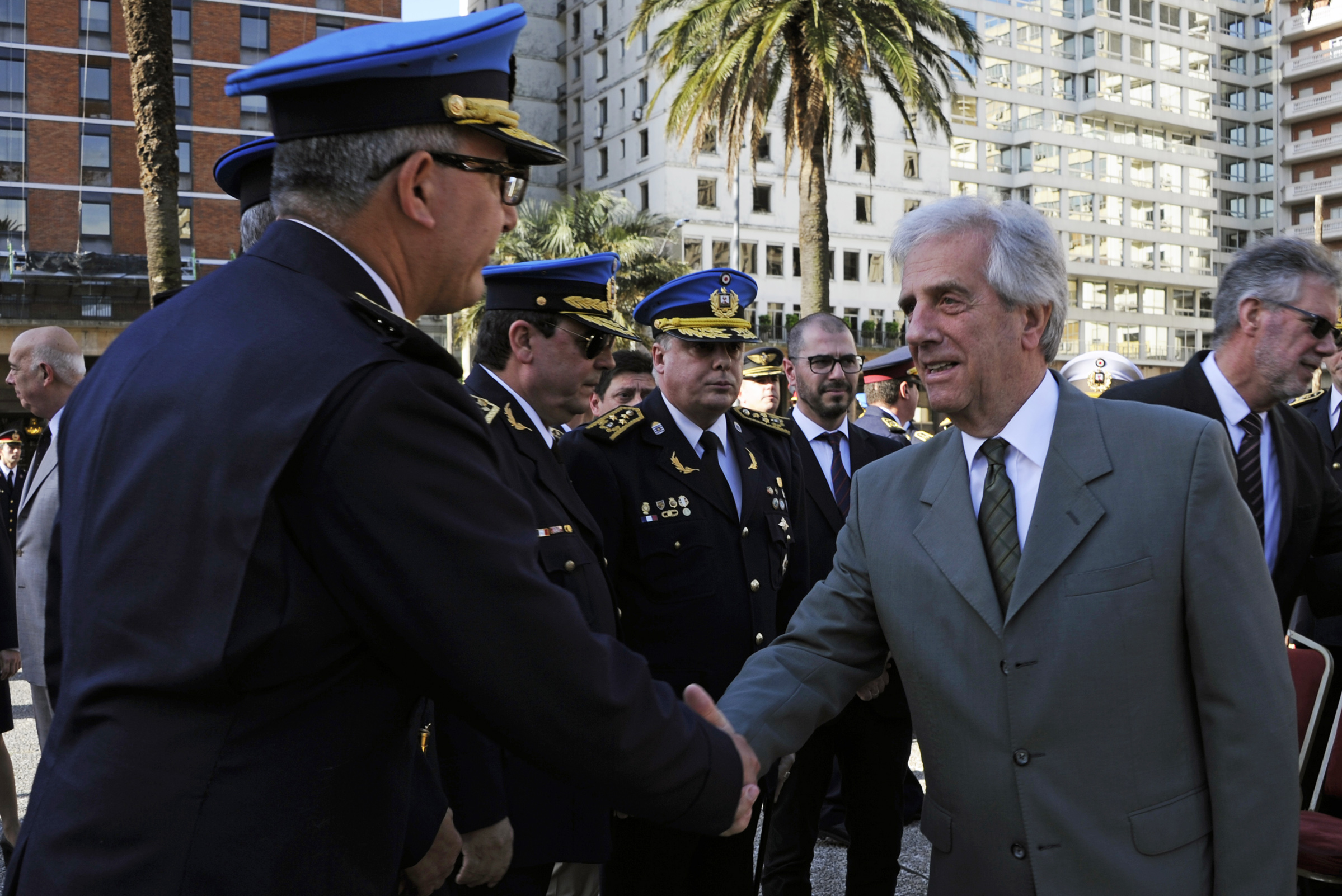 Presidente Vázquez saluda a autoridades del Ministerio del Interior