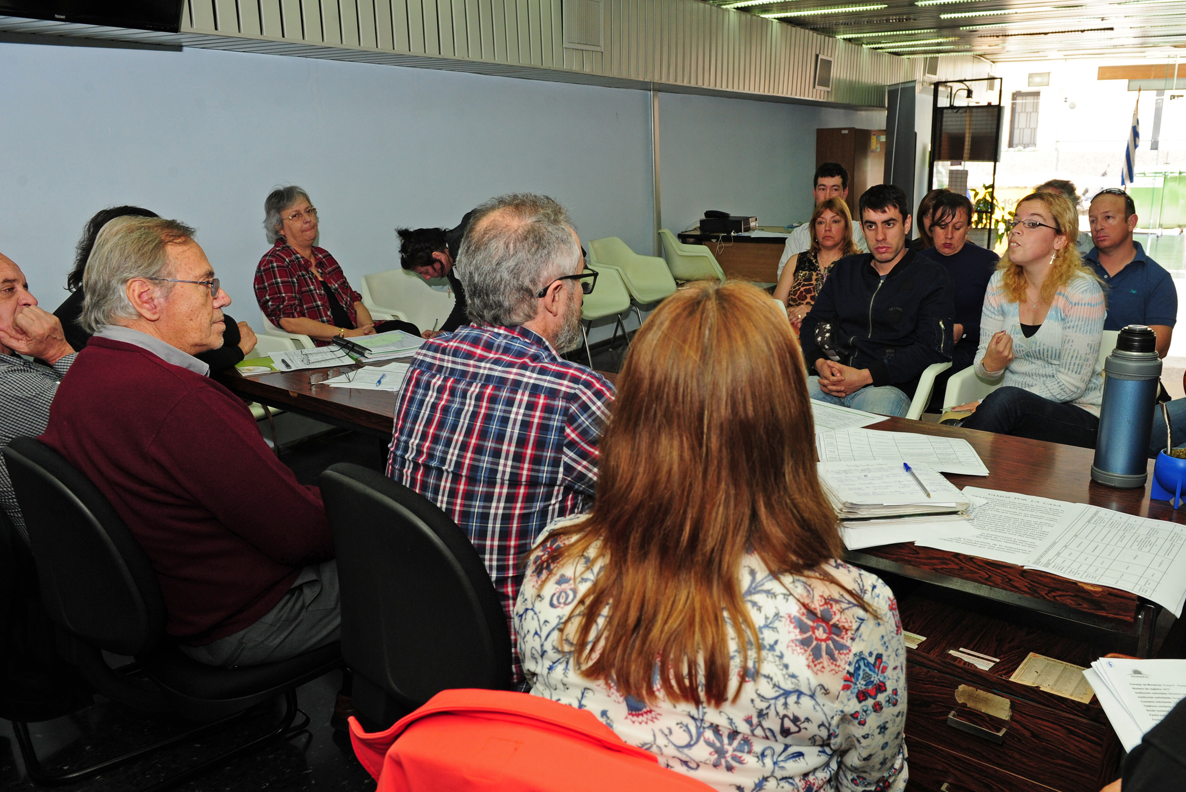 Jorge Rucks encabeza reuniones en Trinidad, Flores