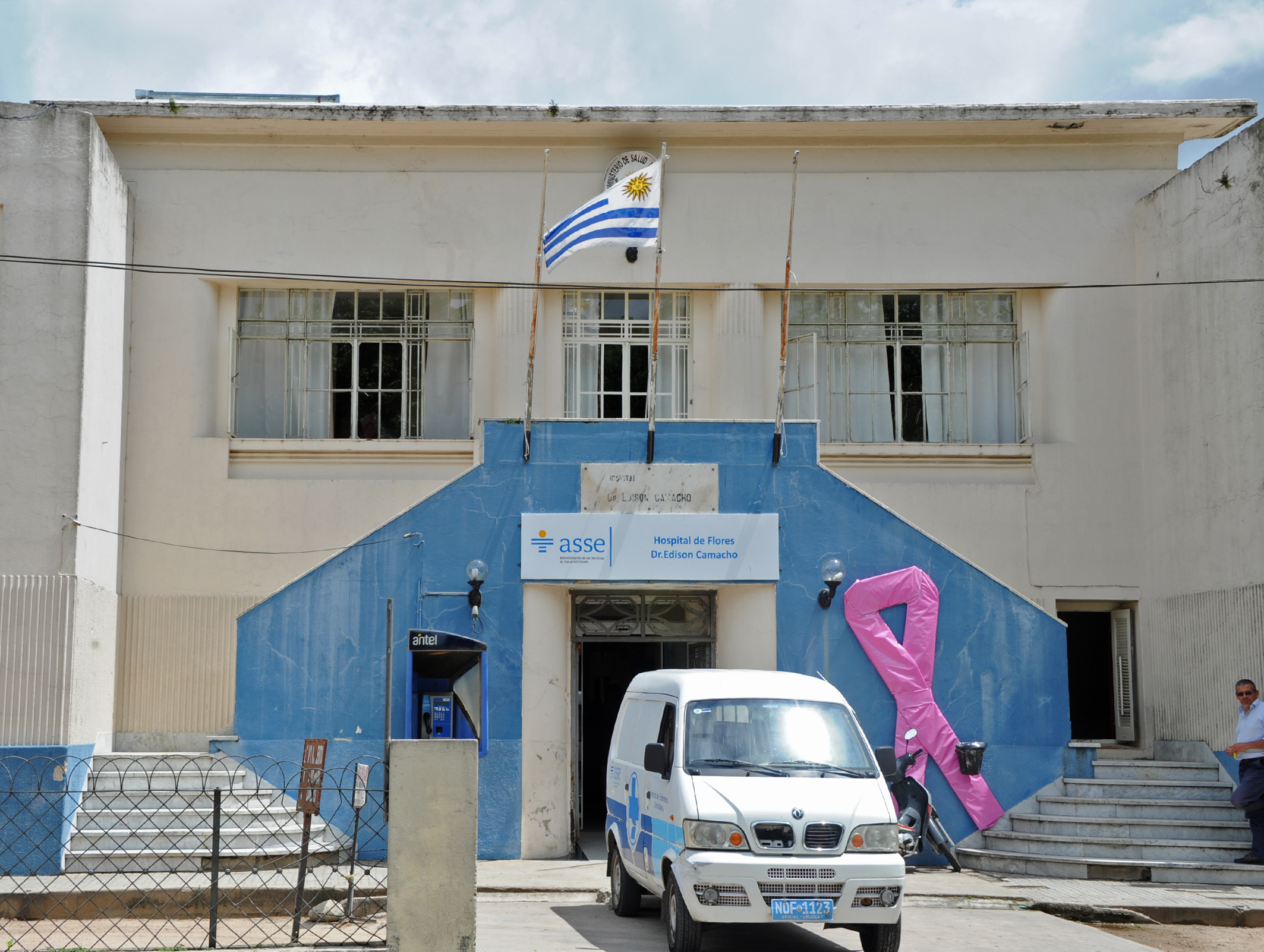 Hospital de Trinidad, Flores