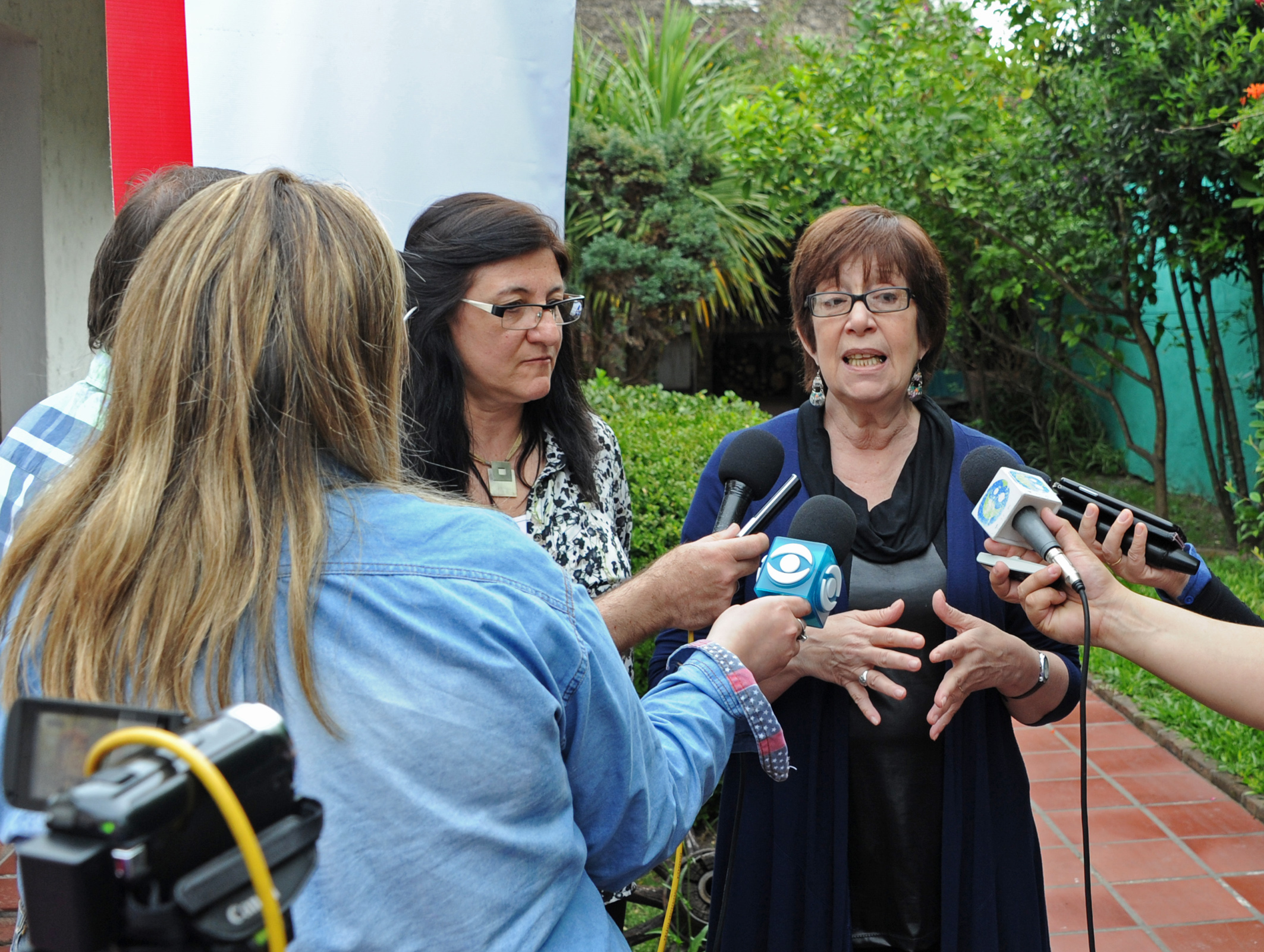 Ministra de Desarrollo Social, Marina Arismendi, en diálogo con la prensa