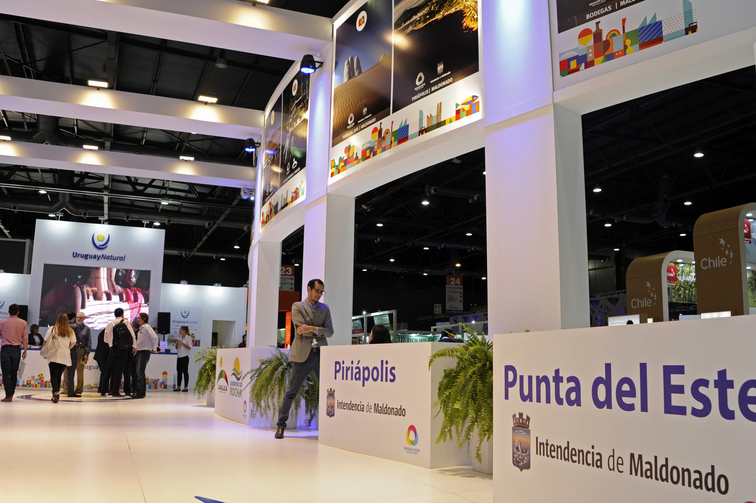 Estand de Uruguay en la Feria Internacional de Turismo de América Latina (FIT 2017), en Buenos Aires