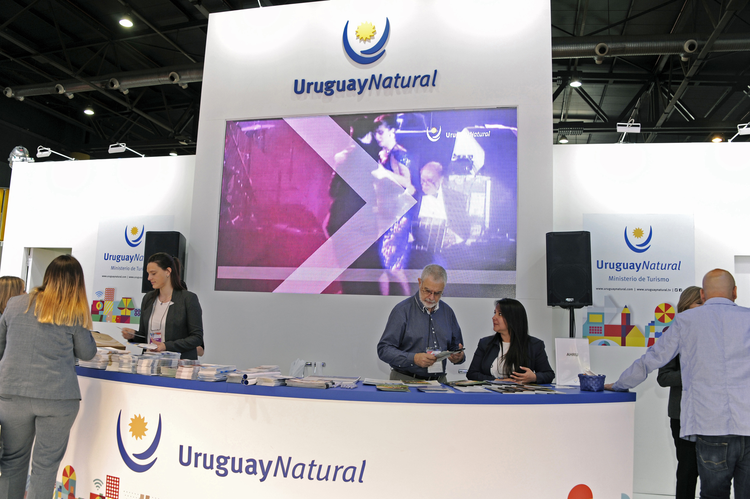 Subsecretario de Turismo, Benjamín Liberoff, en estand de Uruguay en la Feria Internacional de Turismo de América Latina (FIT 2017), en Buenos Aires
