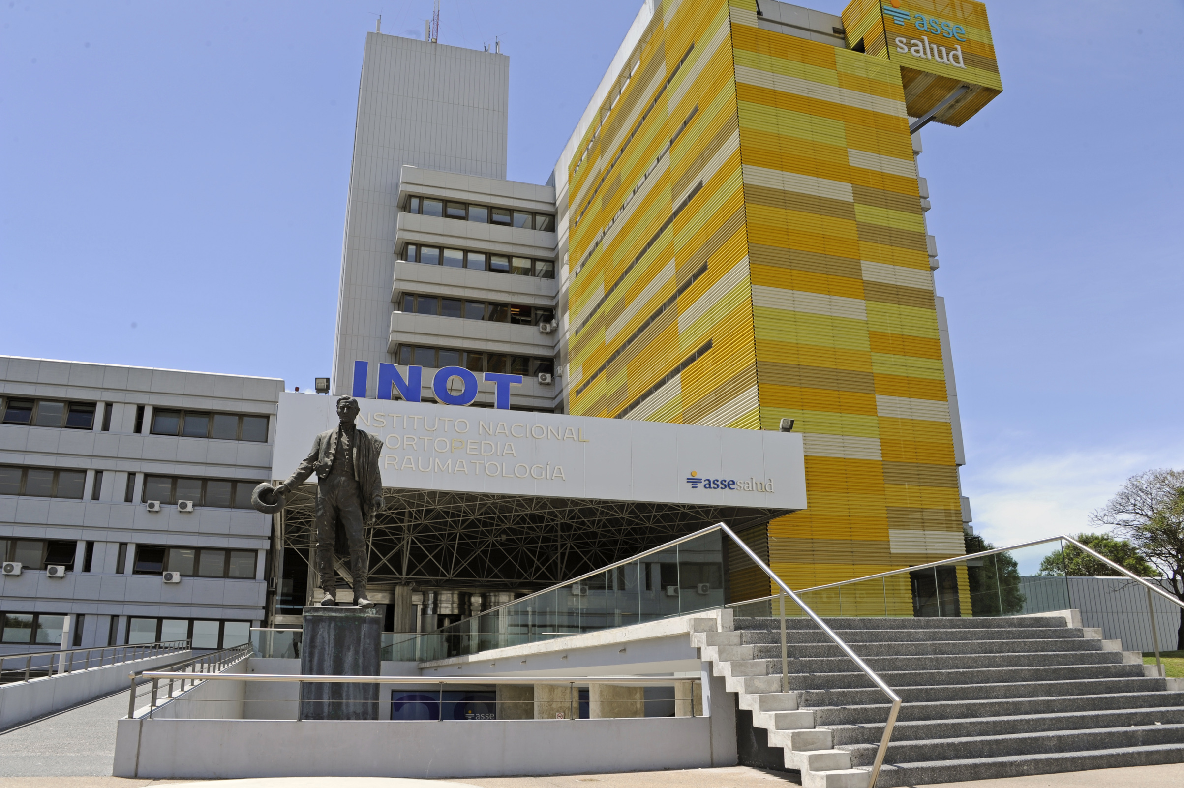 Instituto Nacional de Ortopedia y Traumatología de ASSE (Ex edificio Libertad)
