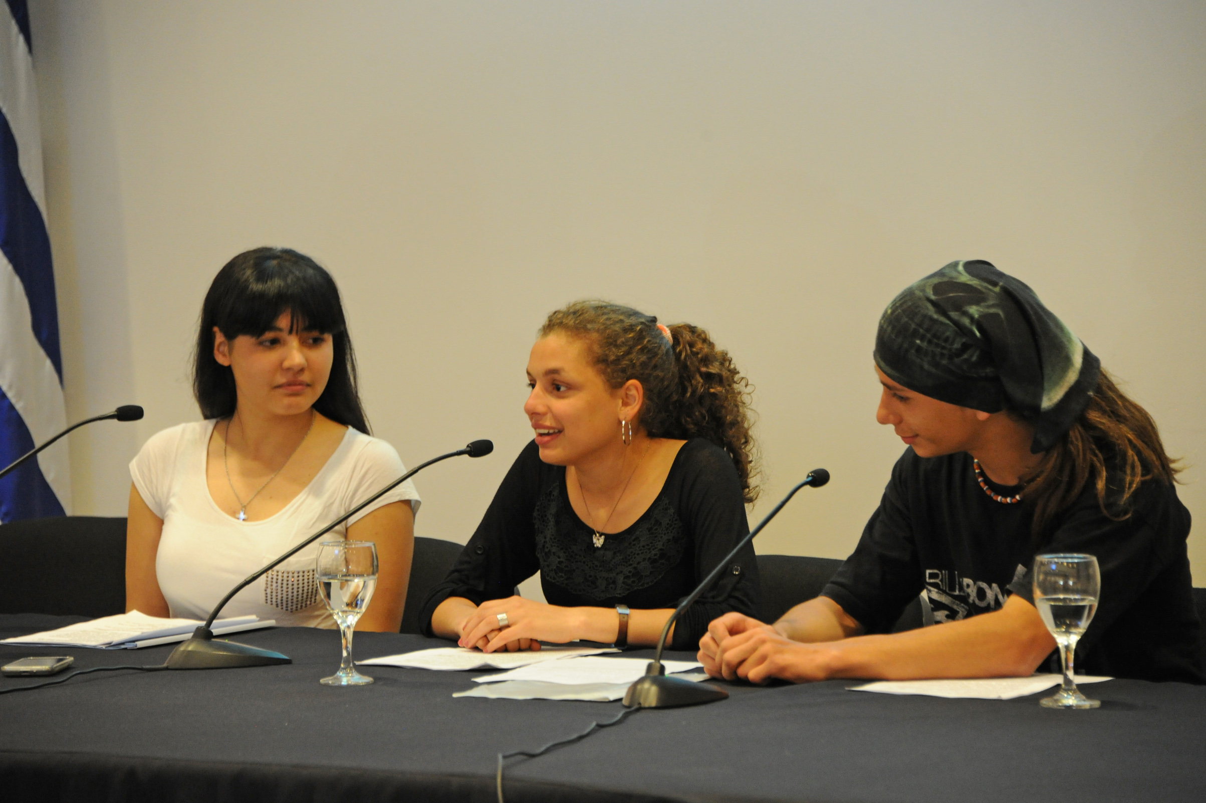 Jóvenes participando de la actividad