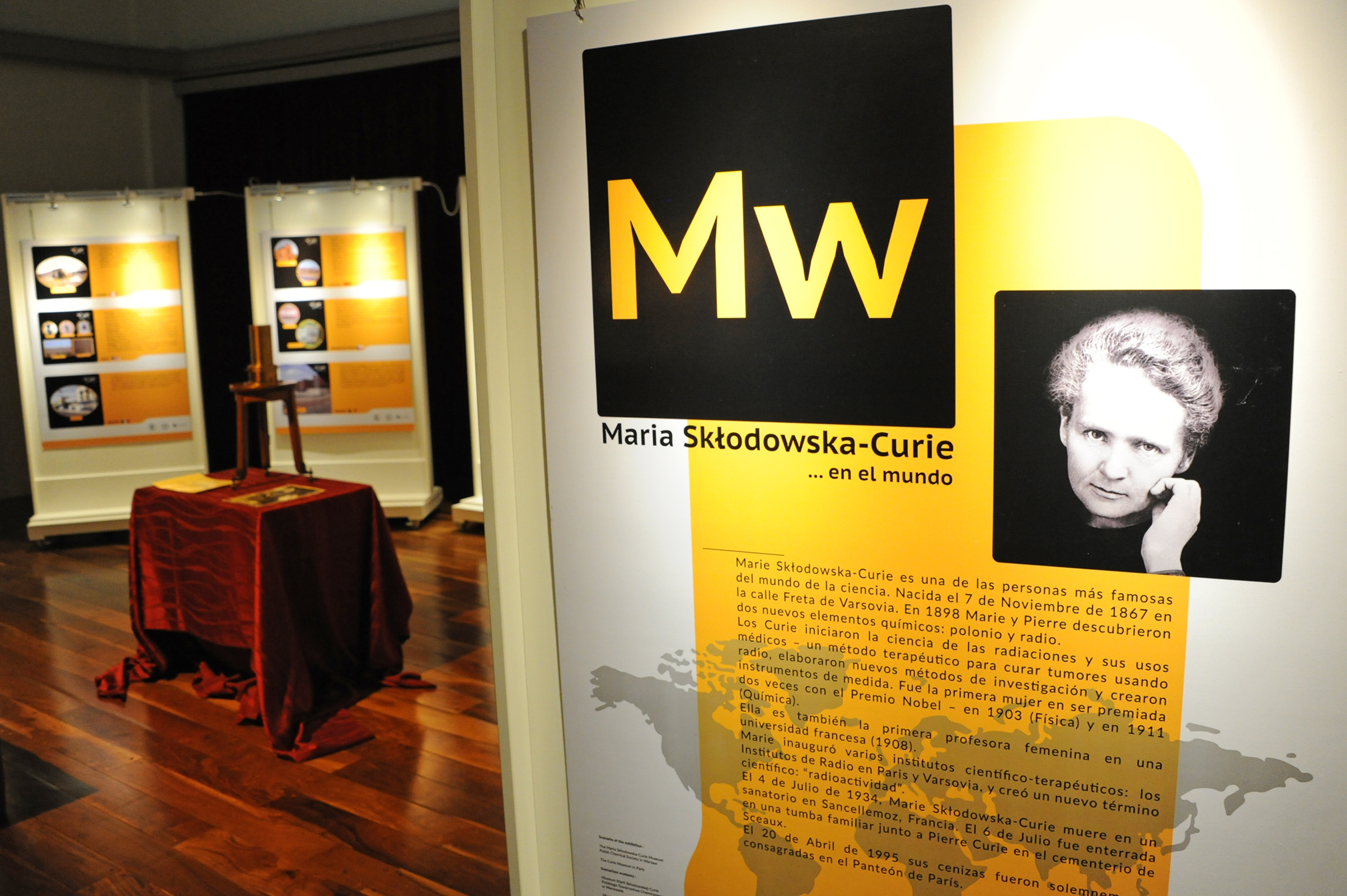 Muestra en conmemoración de los 150 años de Marie Sklodowska Curie