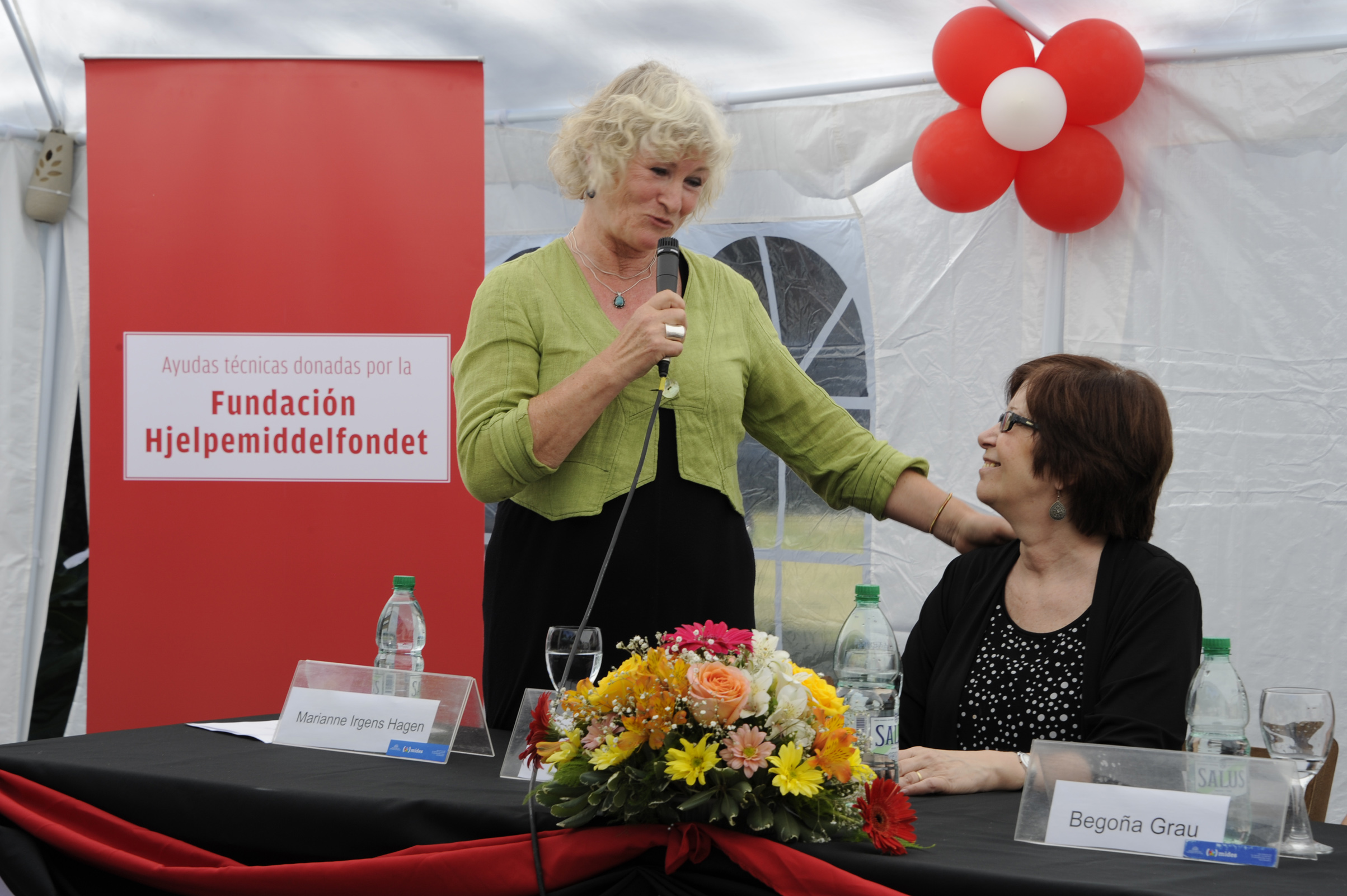Marianne Irgens Hagen, representante de Fundación Hjelpemiddelfondet, haciendo uso de la palabra