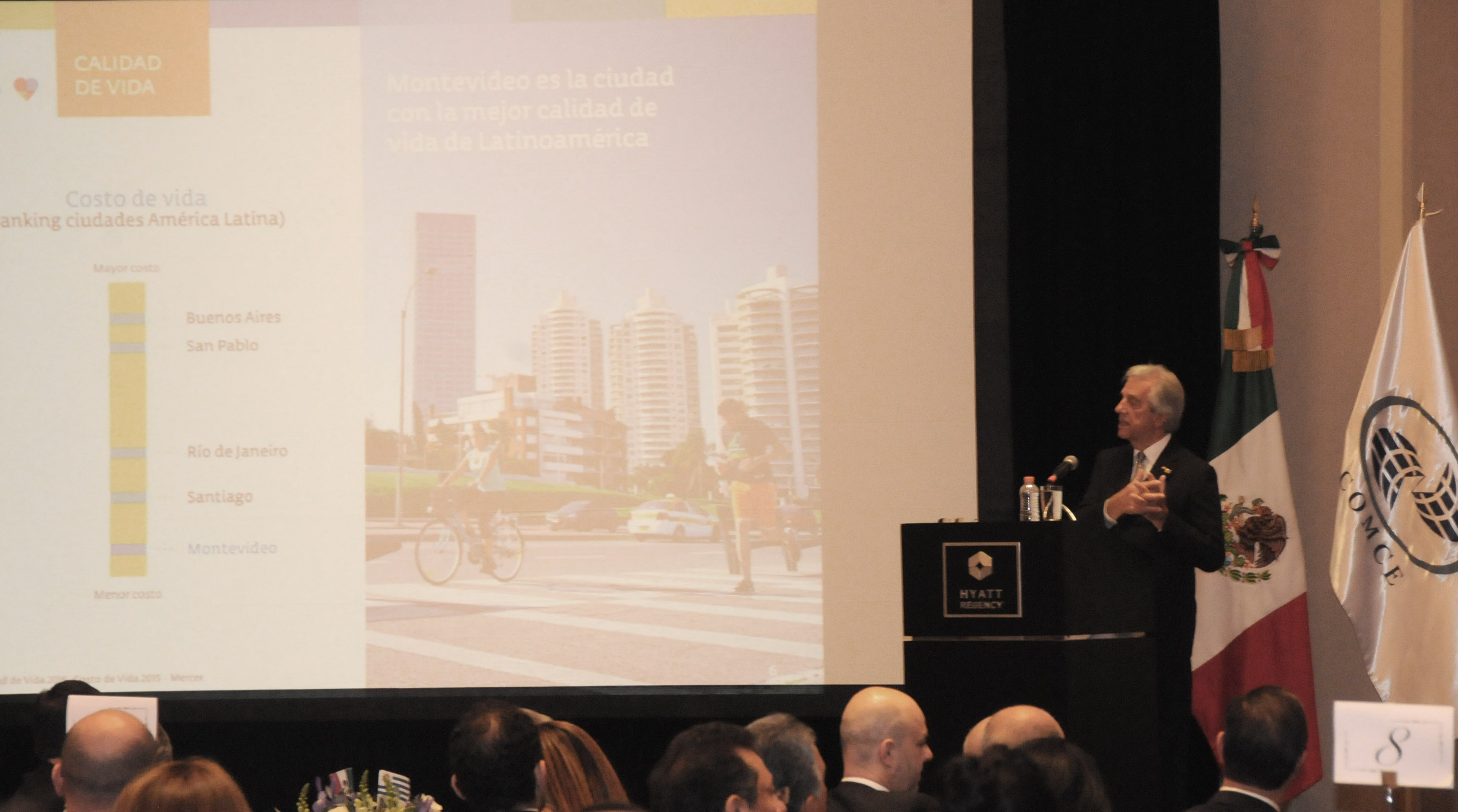 Presentación de Vázquez ante empresarios mexicanos