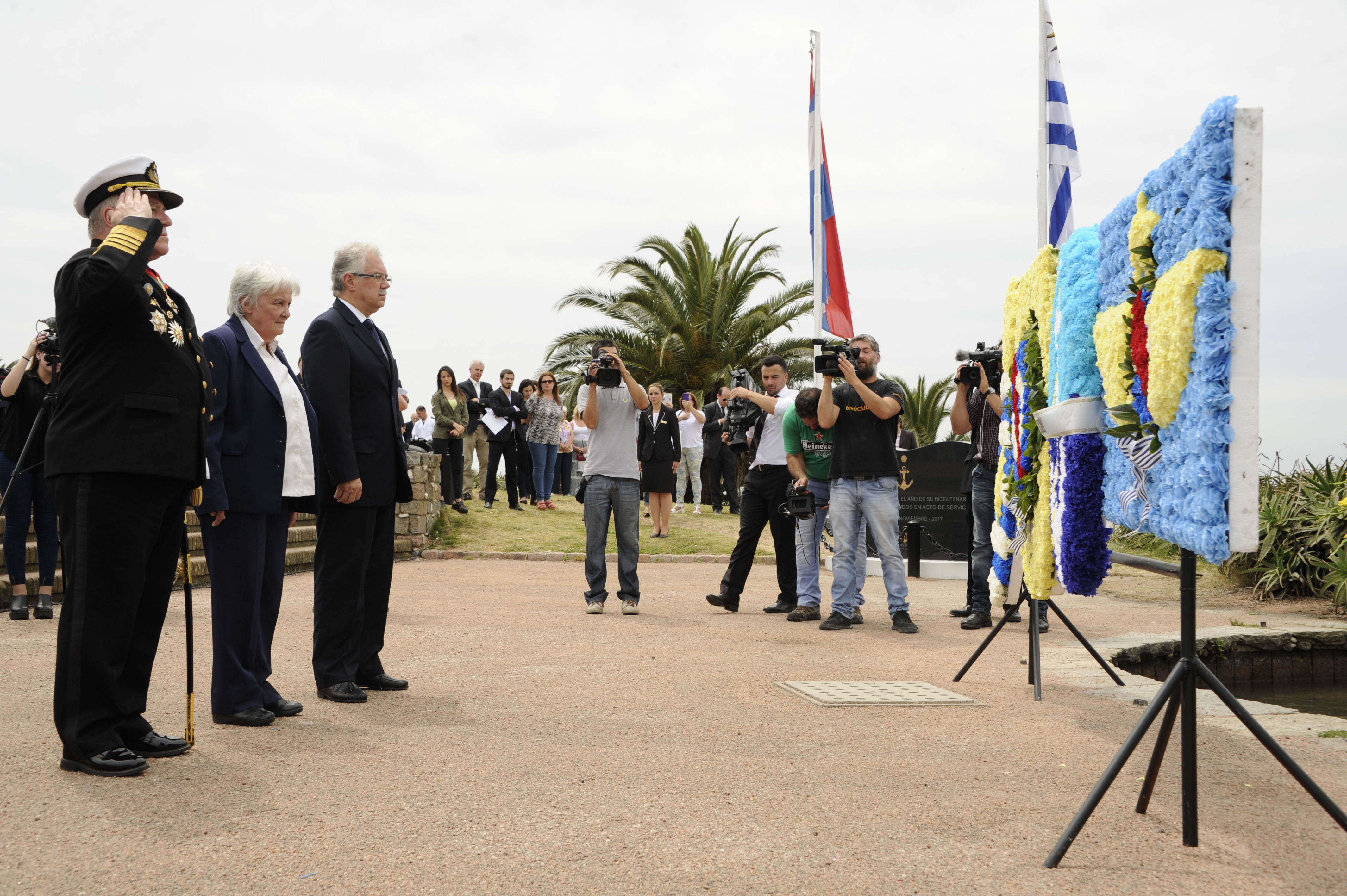 La vicepresidenta en ejercicio de la Presidencia, Lucía Topolansky participó del 200 aniversario de la Armada Nacional