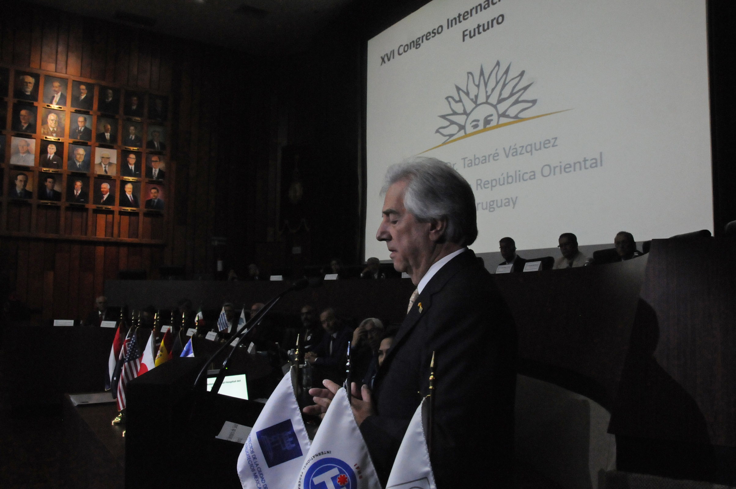 Presidente Tabaré Vázquez, haciendo uso de la palabra