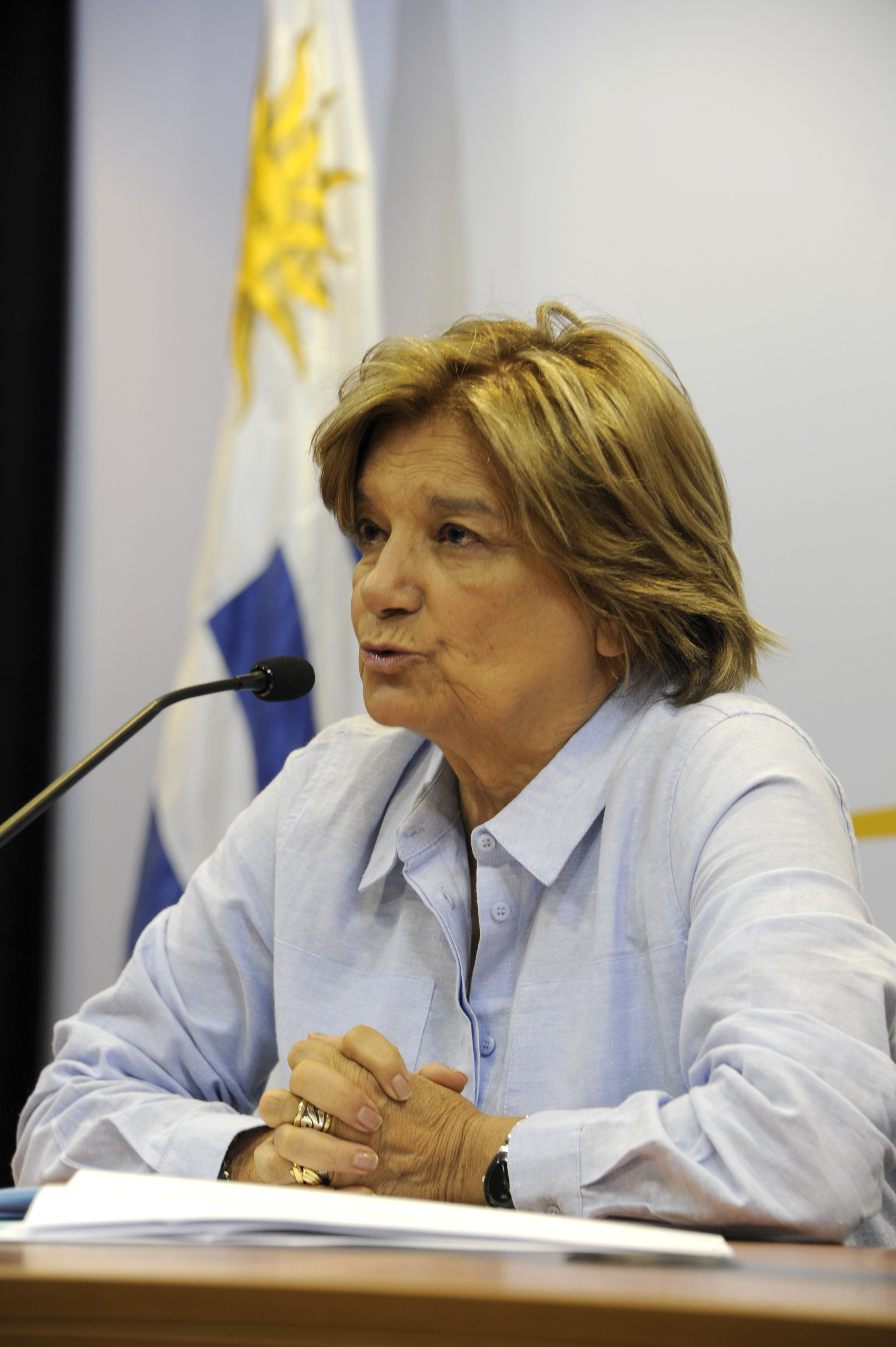 Eneida de León luego del Consejo de Ministros