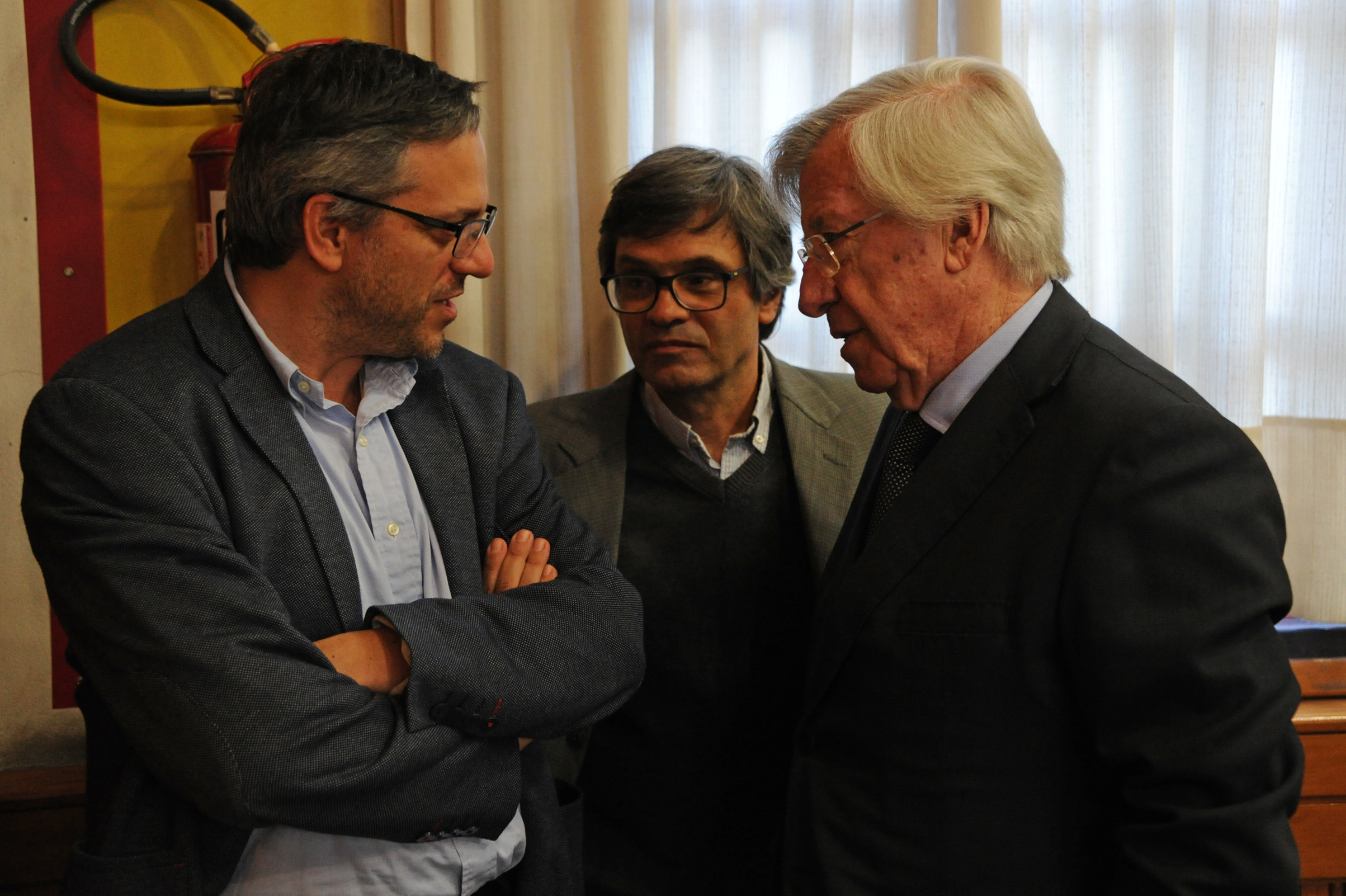 Ministro Danilo Astori junto a decano de Facultad de Ciencias Económicas, Rodrigo Arim