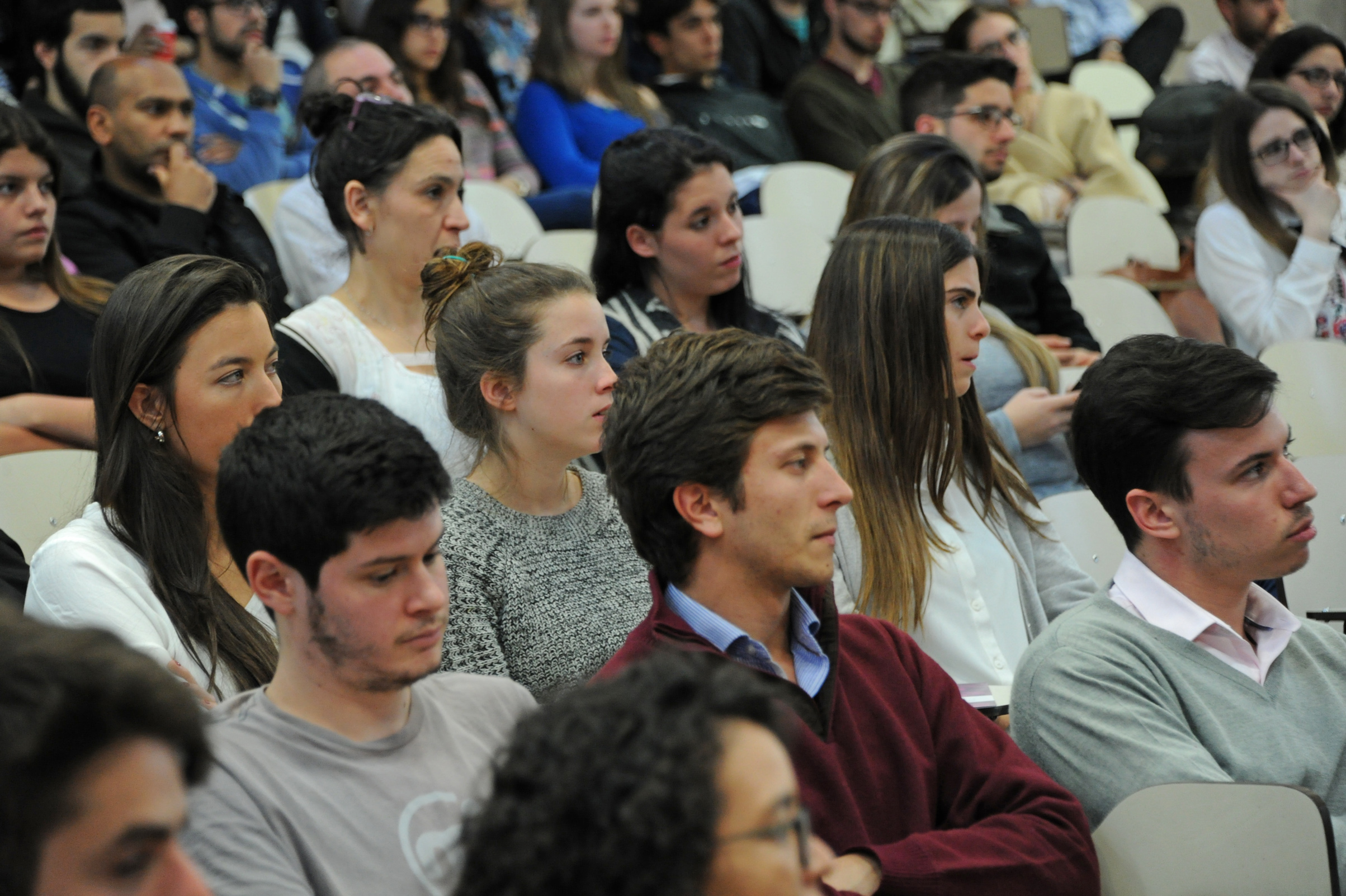 Asistentes a la conferencia