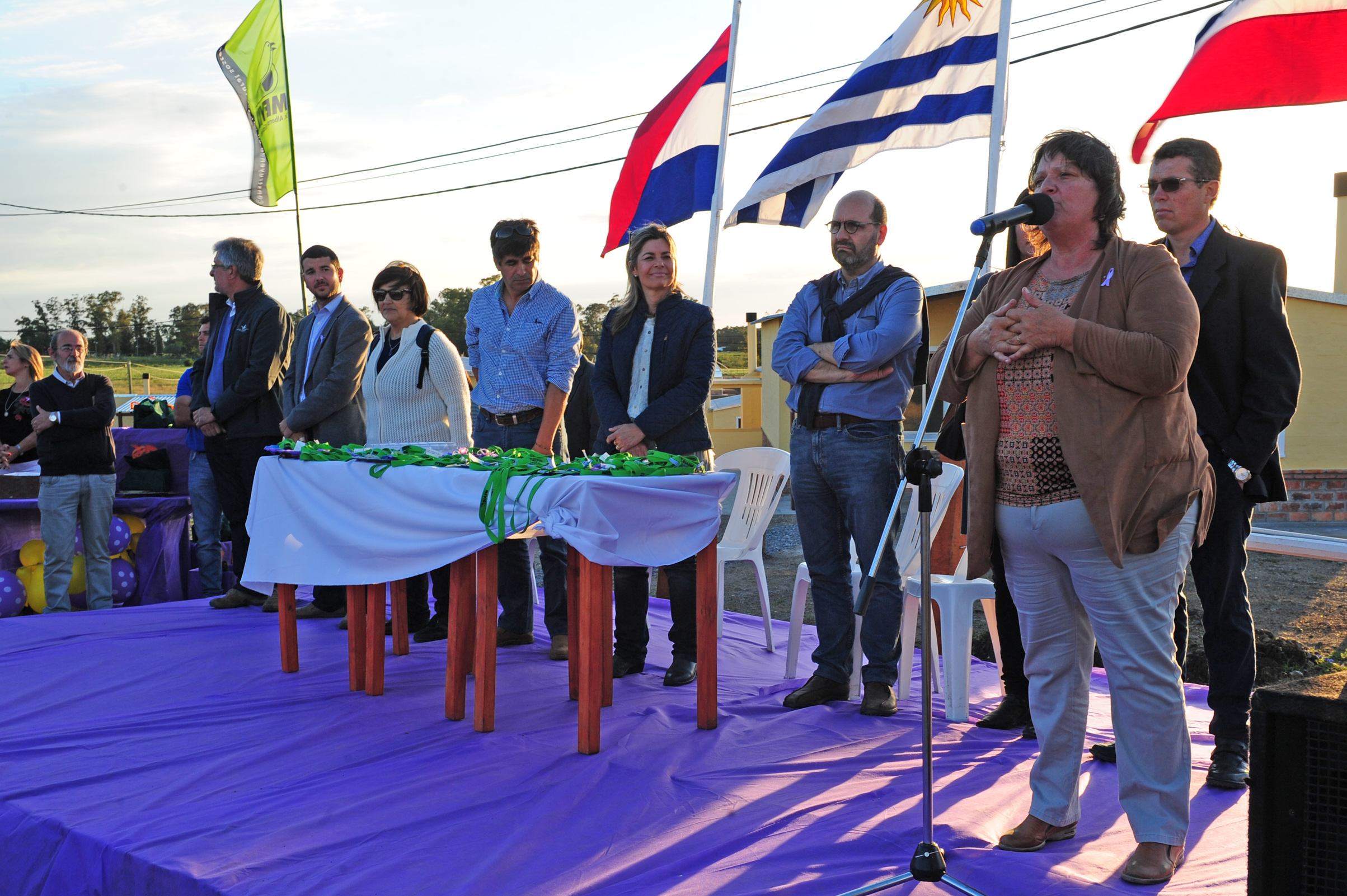 Cecilia Bianco, presidente de Mevir, haciendo uso de la palabra