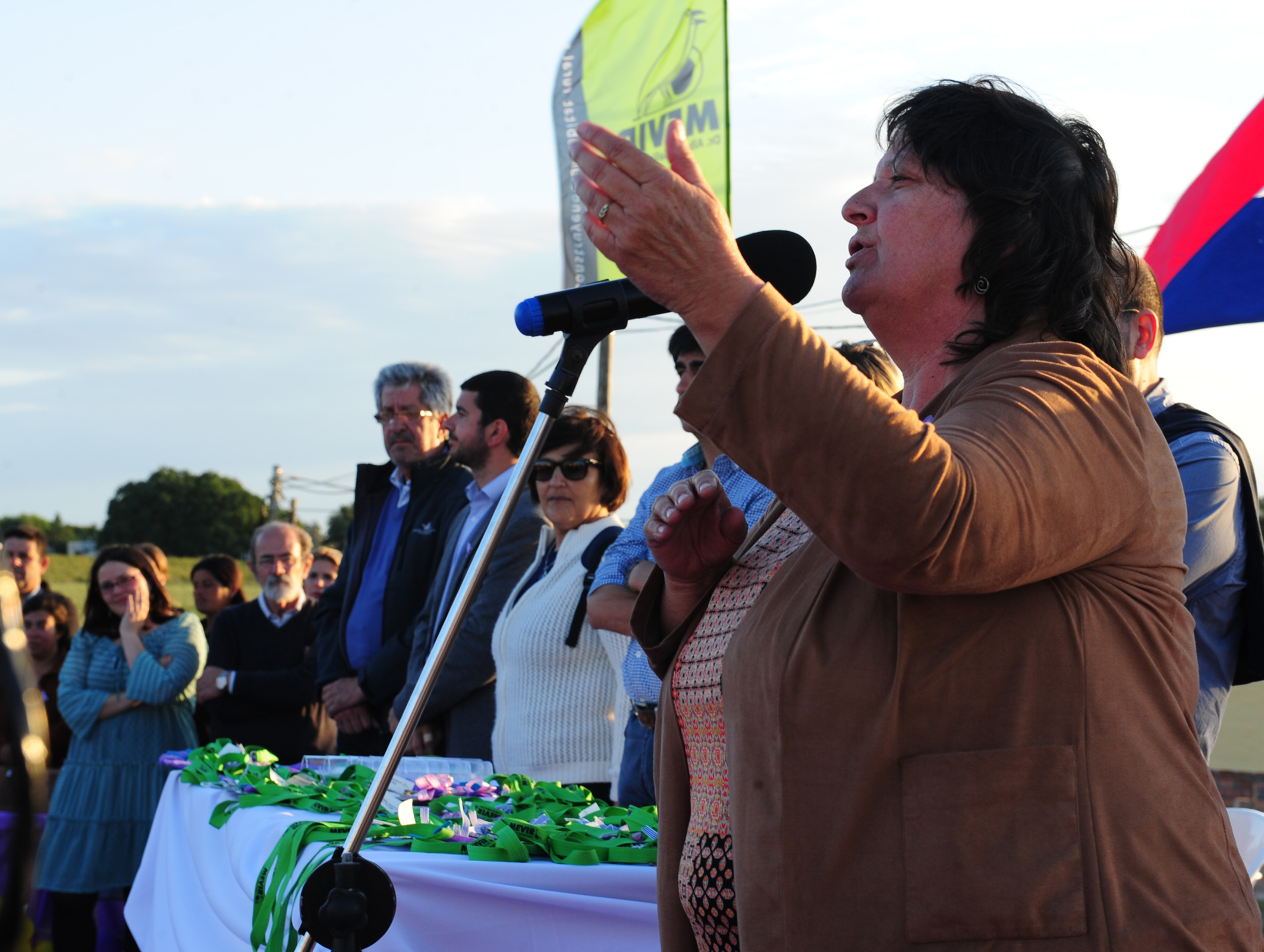 Cecilia Bianco, presidente de Mevir, haciendo uso de la palabra