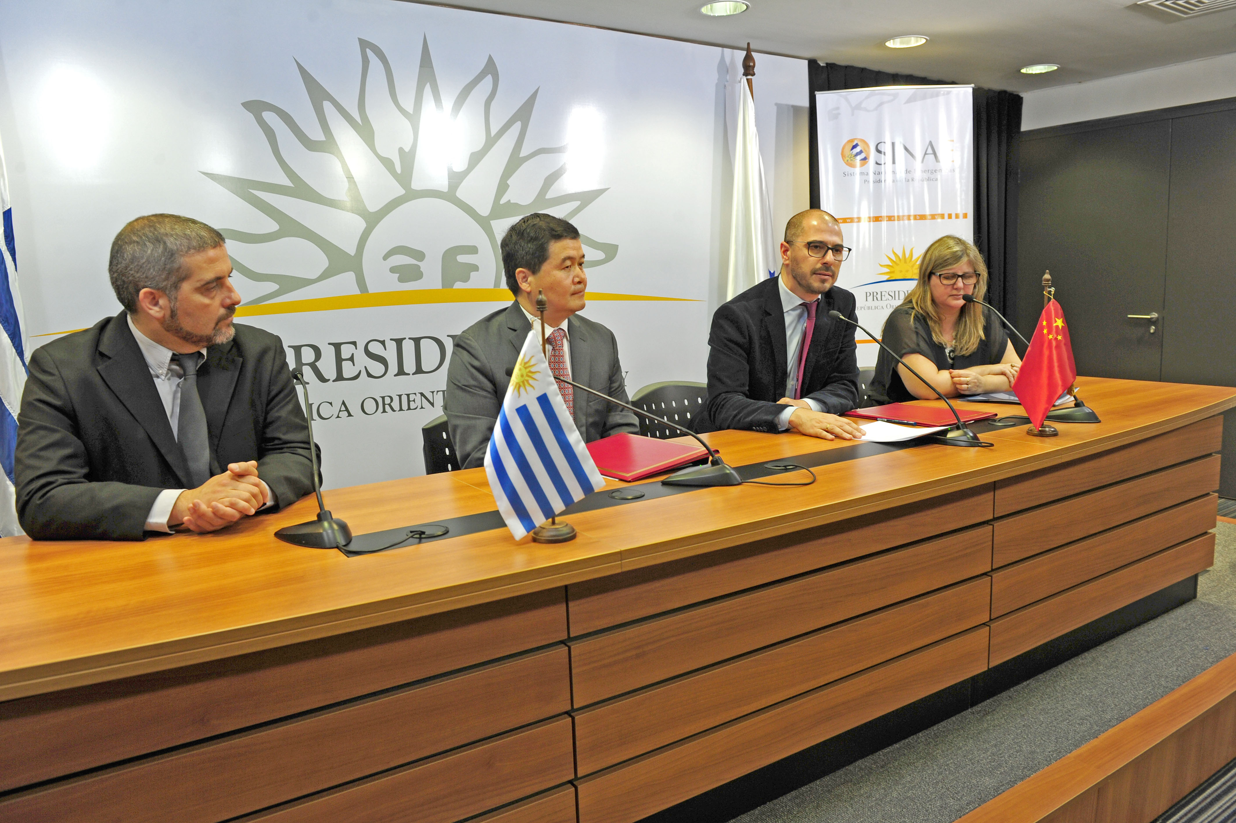 Prosecretario de Presidencia de la República, Juan Andrés Roballo, haciendo uso de la palabra