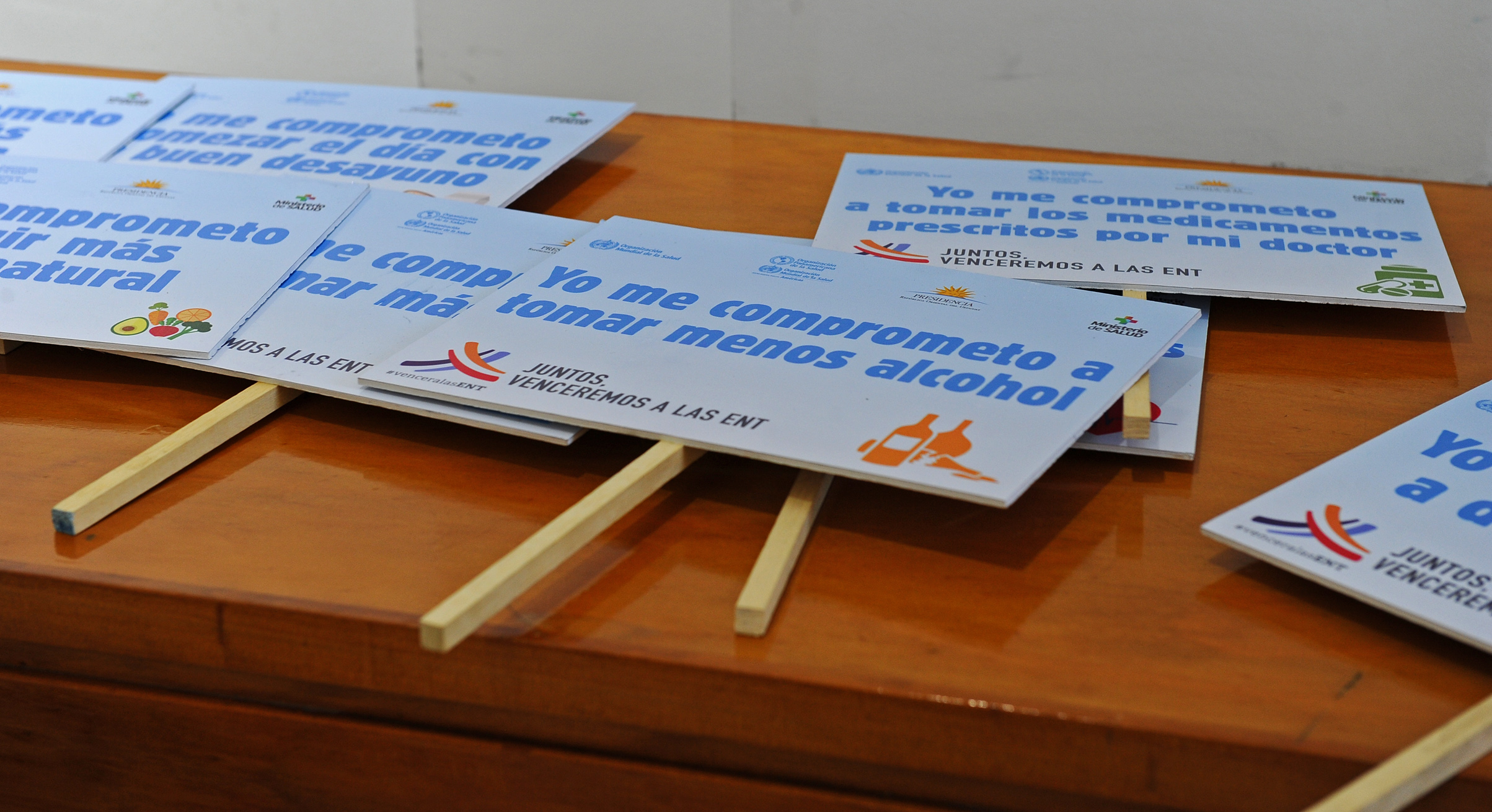 Material de campaña de comunicación sobre objetivos sanitarios