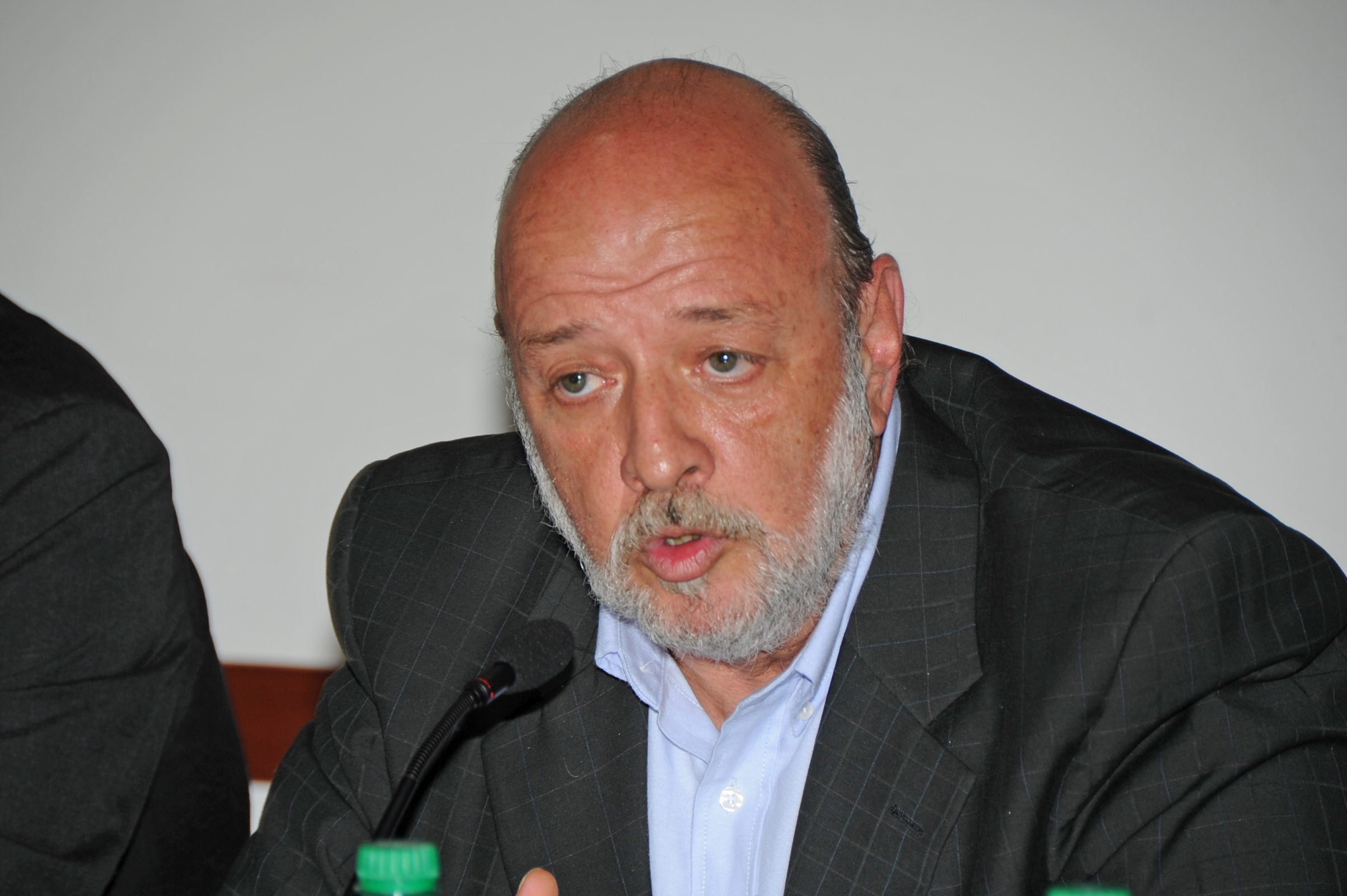 Heber Galli, presidente del BPS, haciendo uso de la palabra