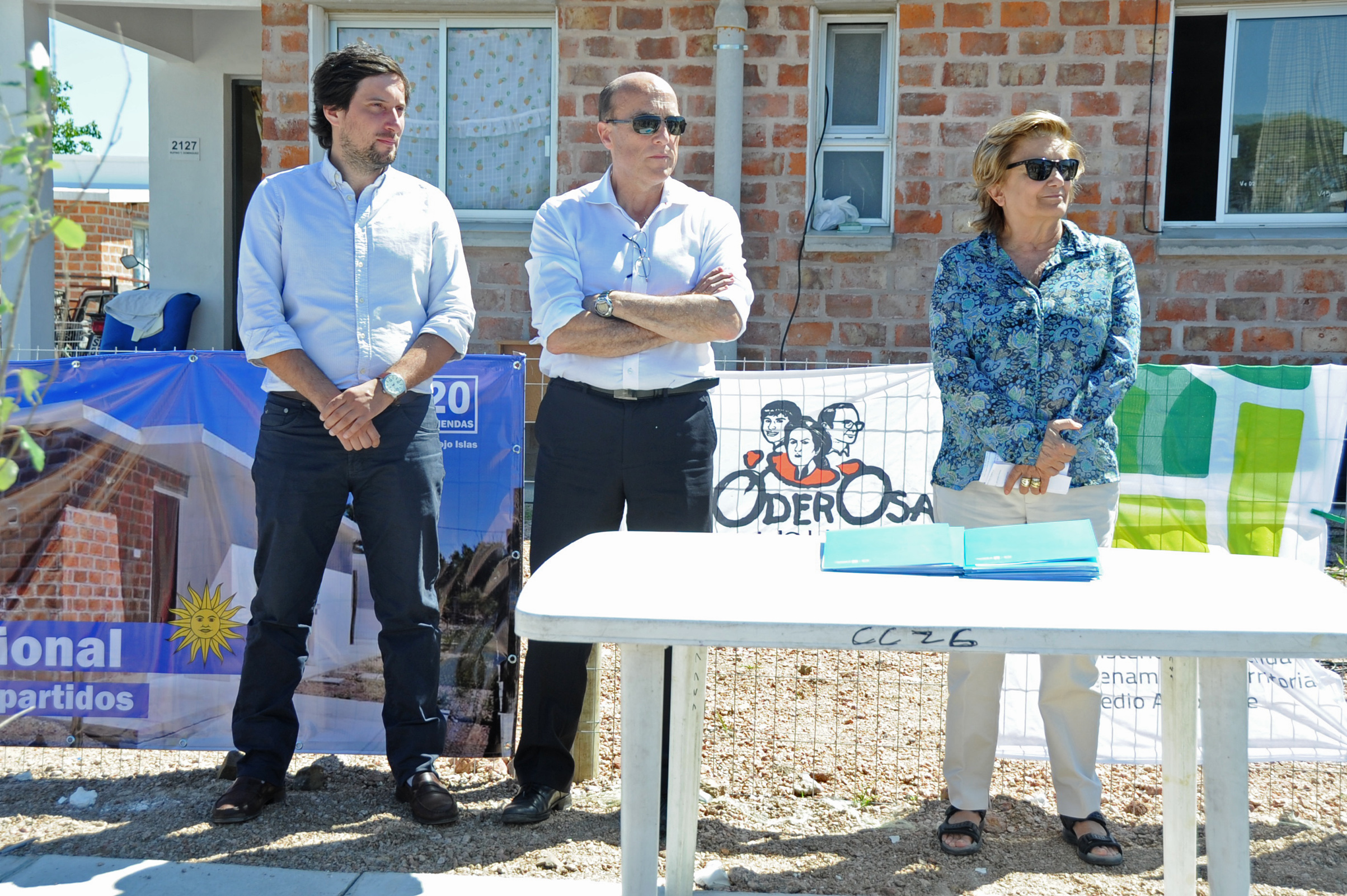 Inauguración de viviendas para familias que habitaban el asentamiento Isla de Gaspar en la zona de Malvin Norte