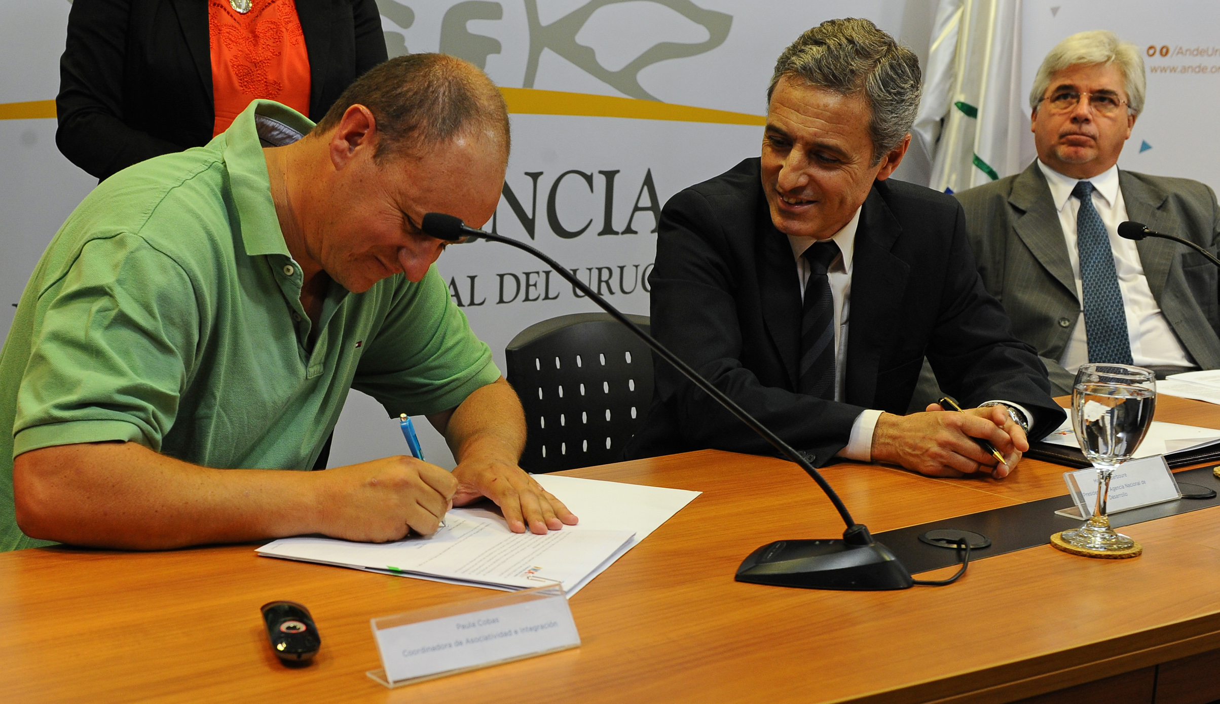 Firma de compromiso de apoyo de Agencia Nacional de Desarrollo a ocho proyectos del sector productivo